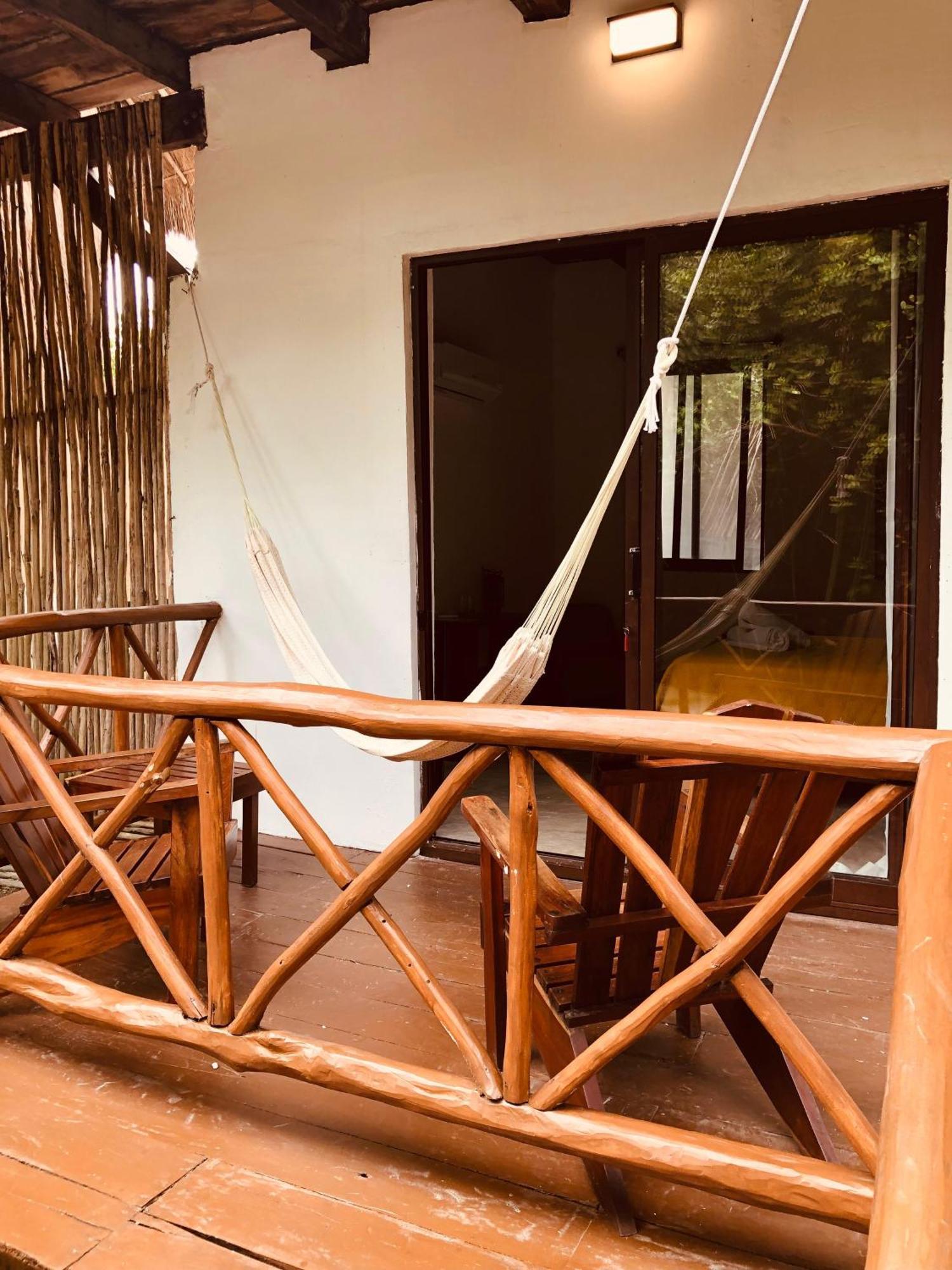 Lodge - Aldea Mangle & Cenote *