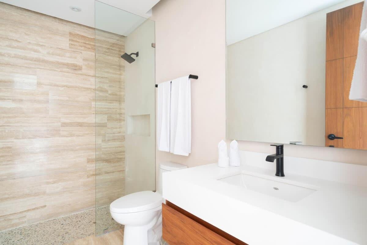 Exclusive 4br In Karanda With Pools And Paddle Villa Tulum