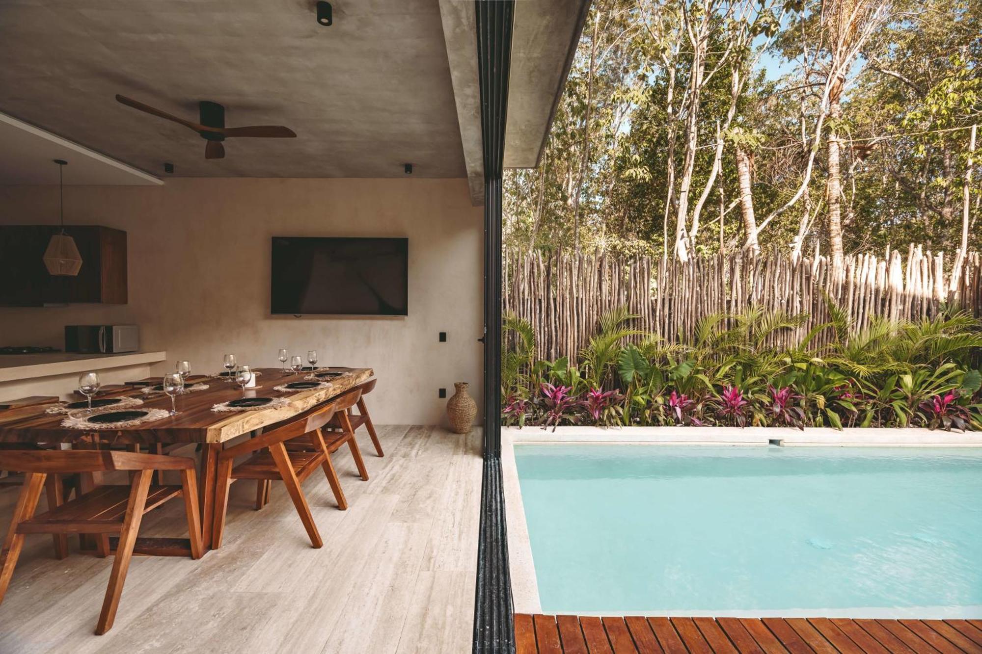 Soul Box 5 Bedroom Chic Modern Retreat In *