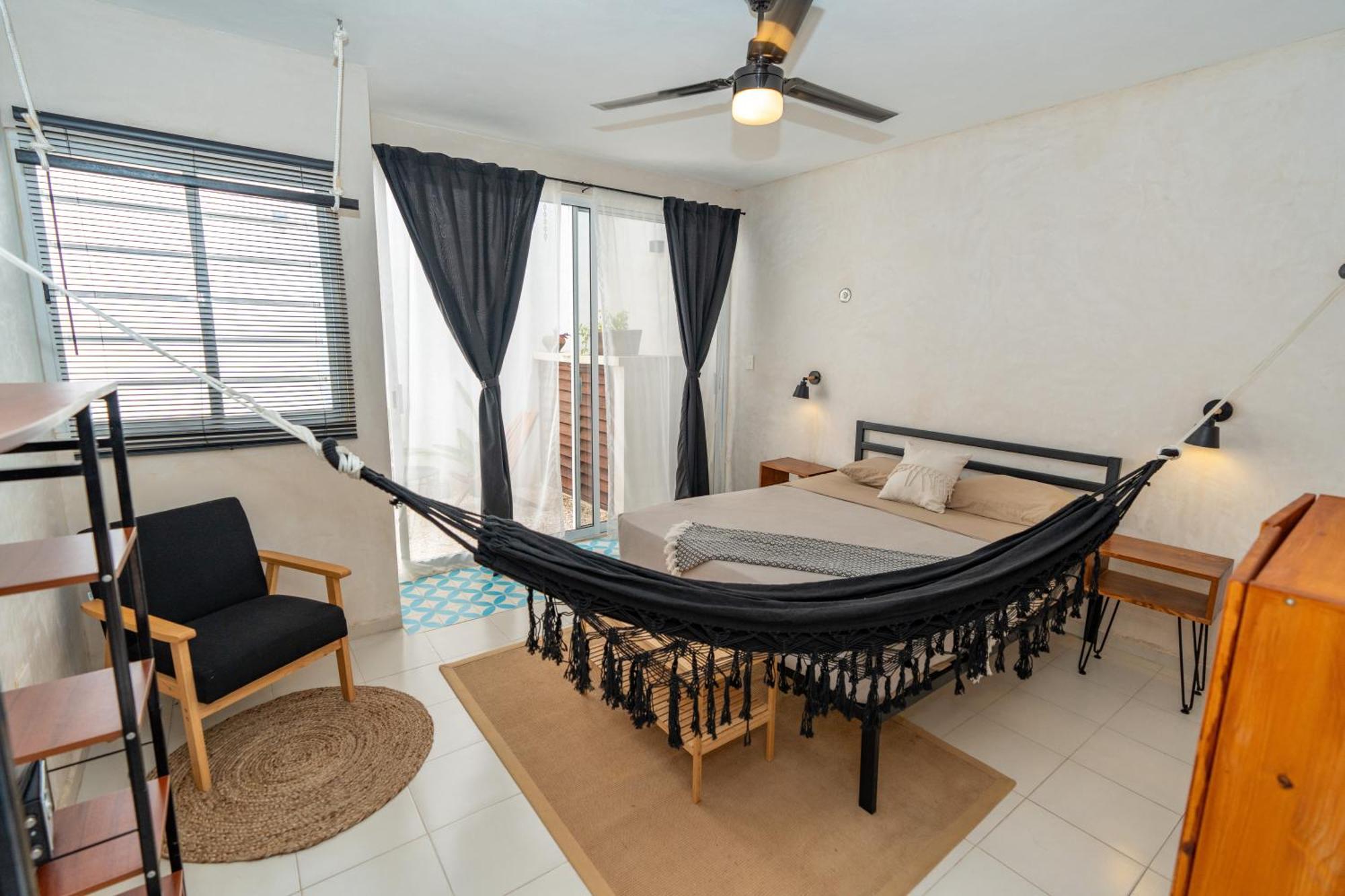 Pretty Downtown House With Private Pool Tulum