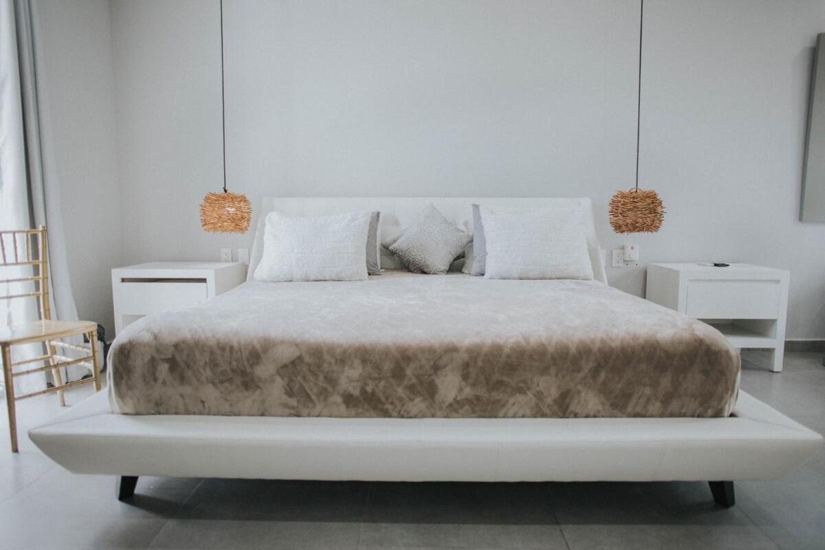 G , With Palapa In Tulum