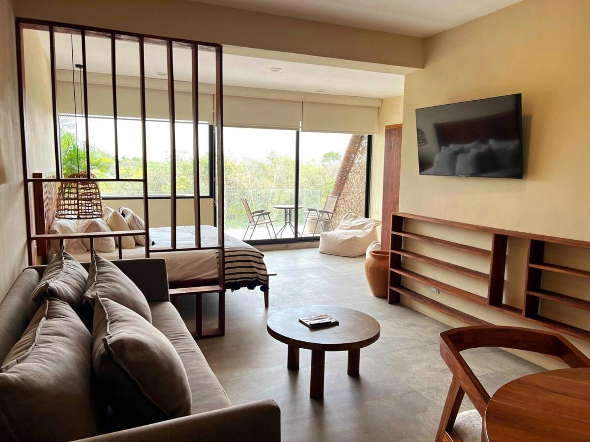 Apartment Ph Balcony With Jacuzzi, Gym & Pool *