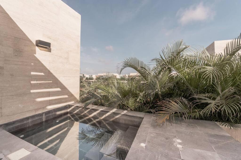 Mistiq Luxury Getaway