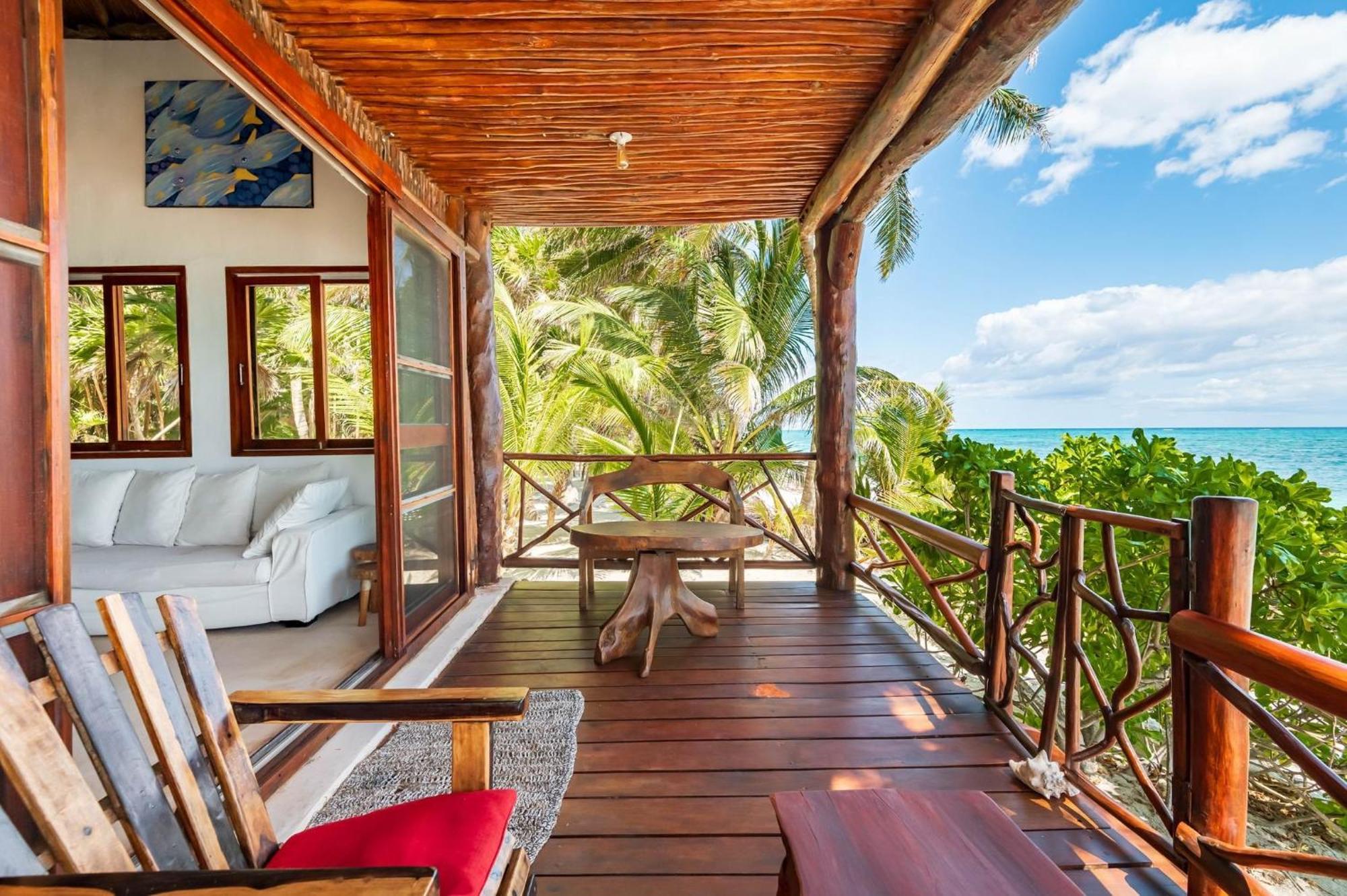 Amazing Eco Palapa At Private In Sian Kaan. Holiday home Chunyaxche