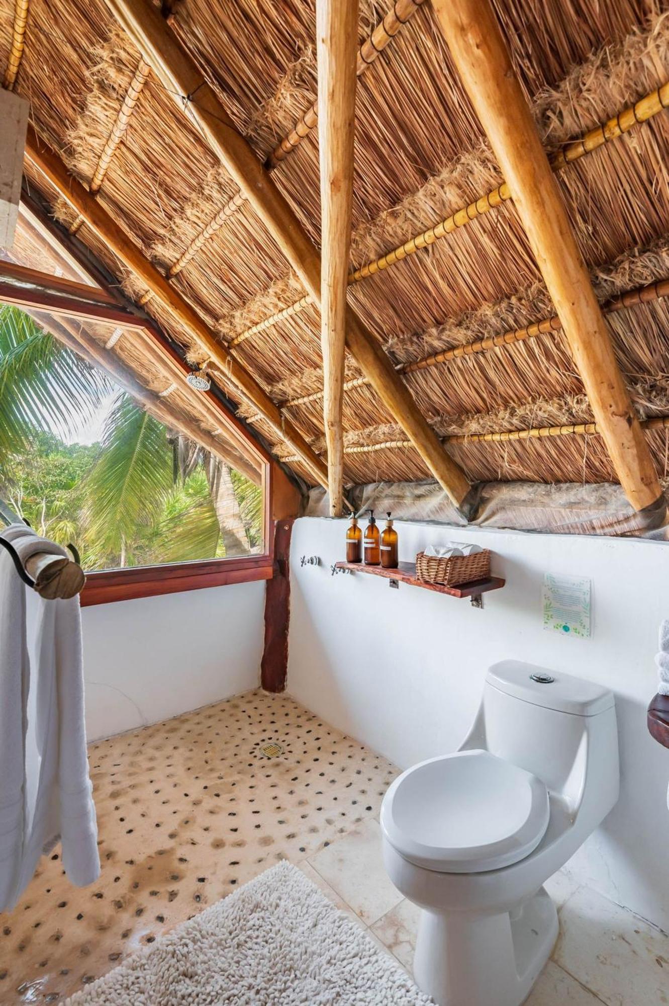 Amazing Eco Palapa At Private In Sian Kaan. *