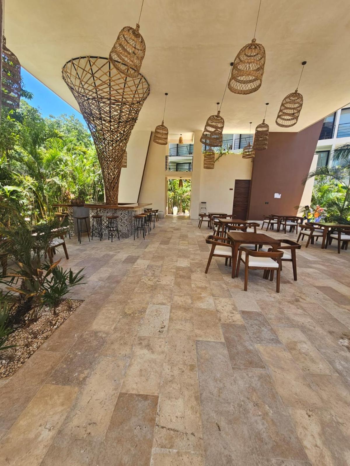 Paraiso En La Selva De