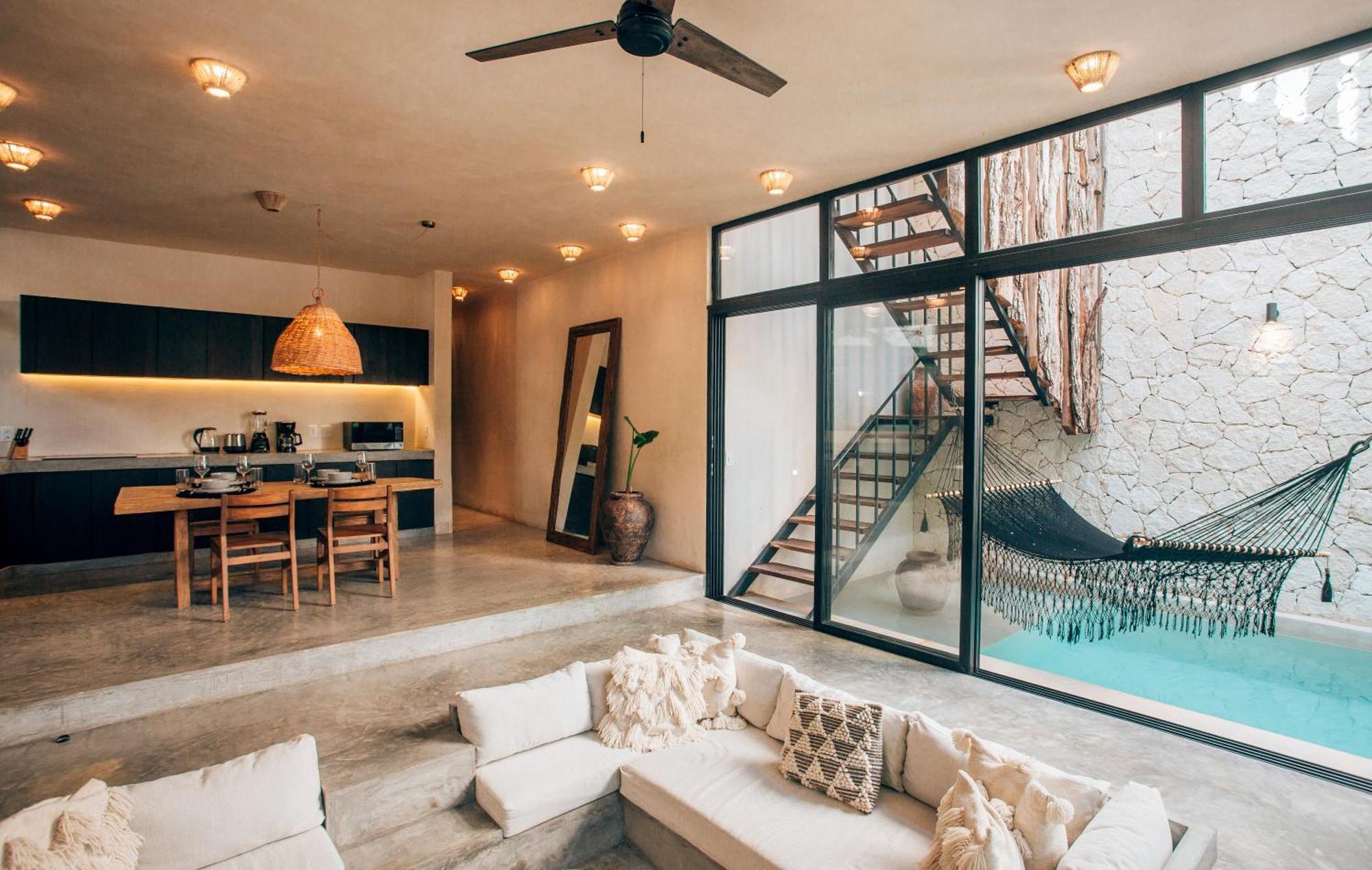 Jungle Rooftop -priv Pool-bathtub-jacuzzi 2a *