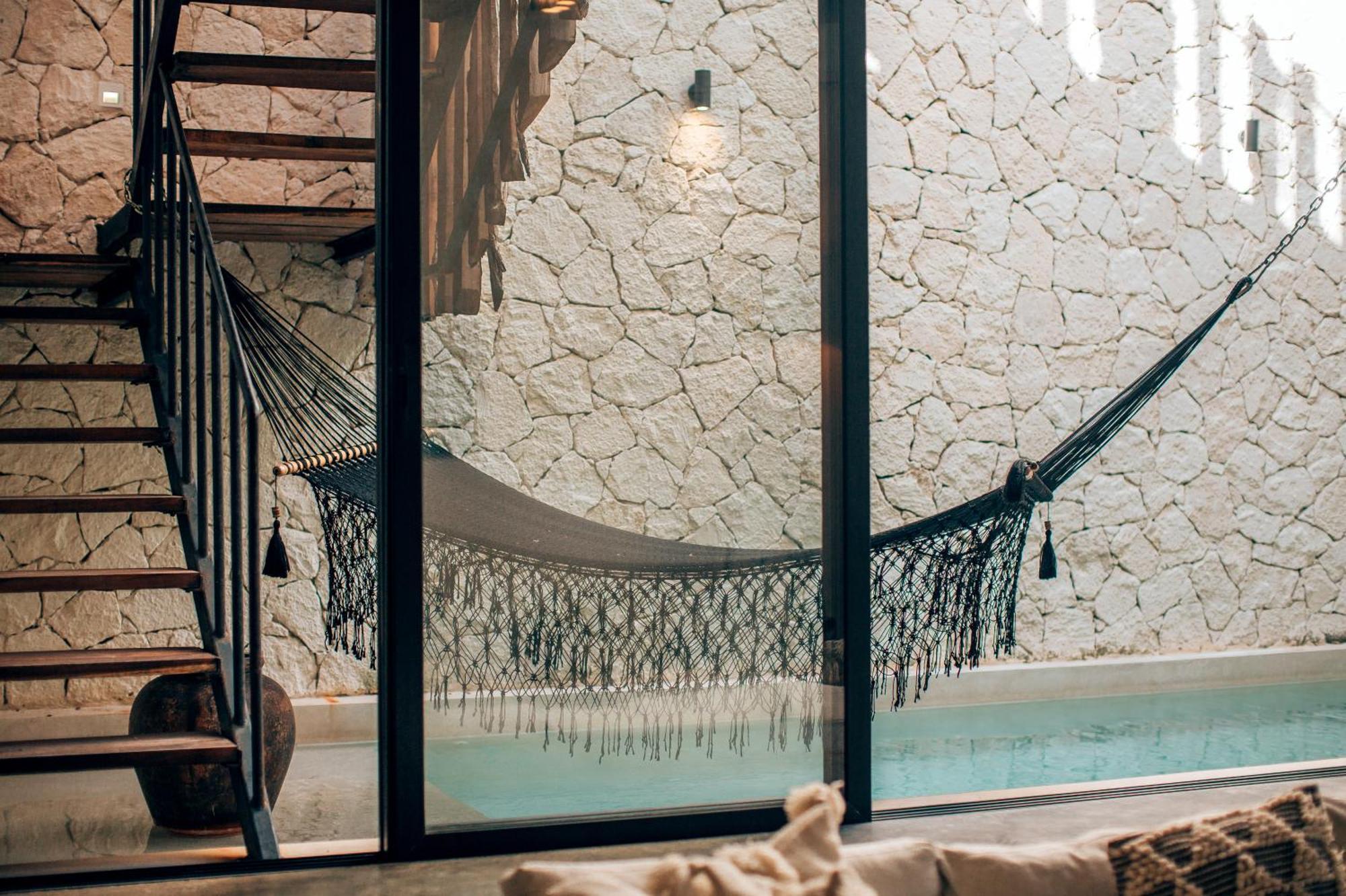 Jungle Rooftop -priv Pool-bathtub-jacuzzi 2a *