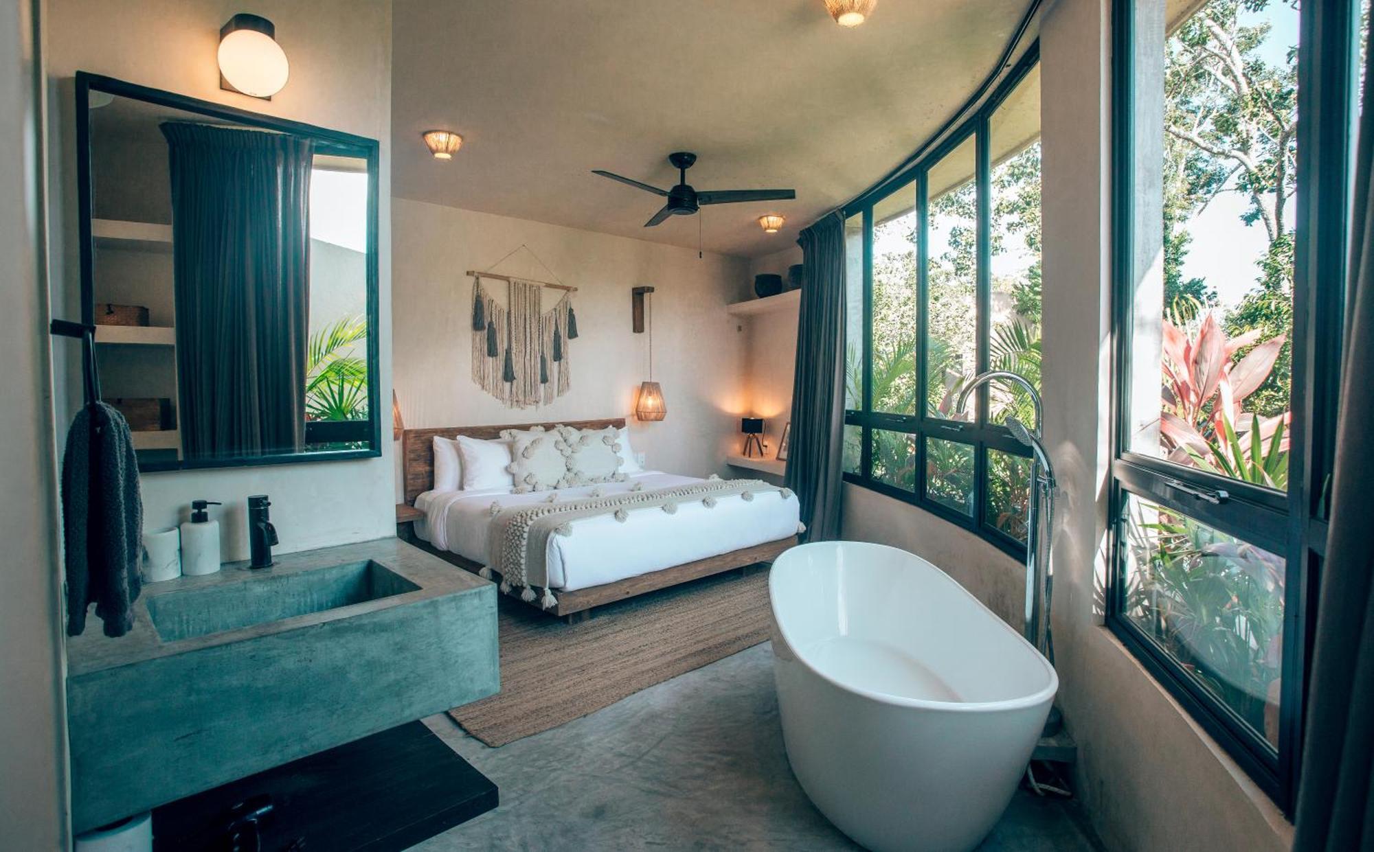 Villa Jungle Rooftop -priv Pool-bathtub-jacuzzi 2a *