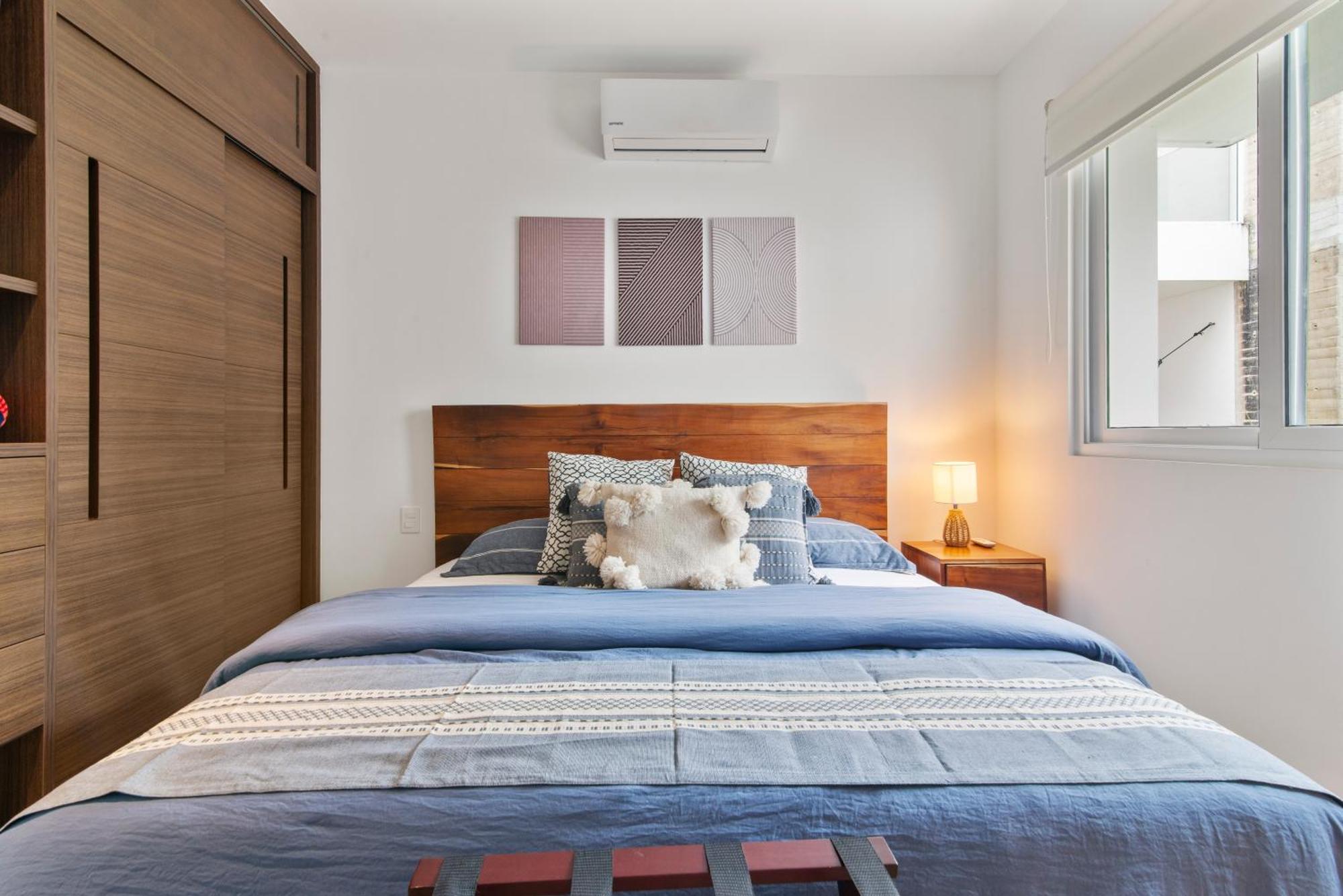 Encanto Private Balcony 2 Pools Gym Only 5 Minutes To Beaches Apartment