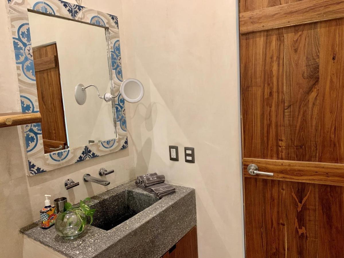 Alux, La Veleta * Tulum