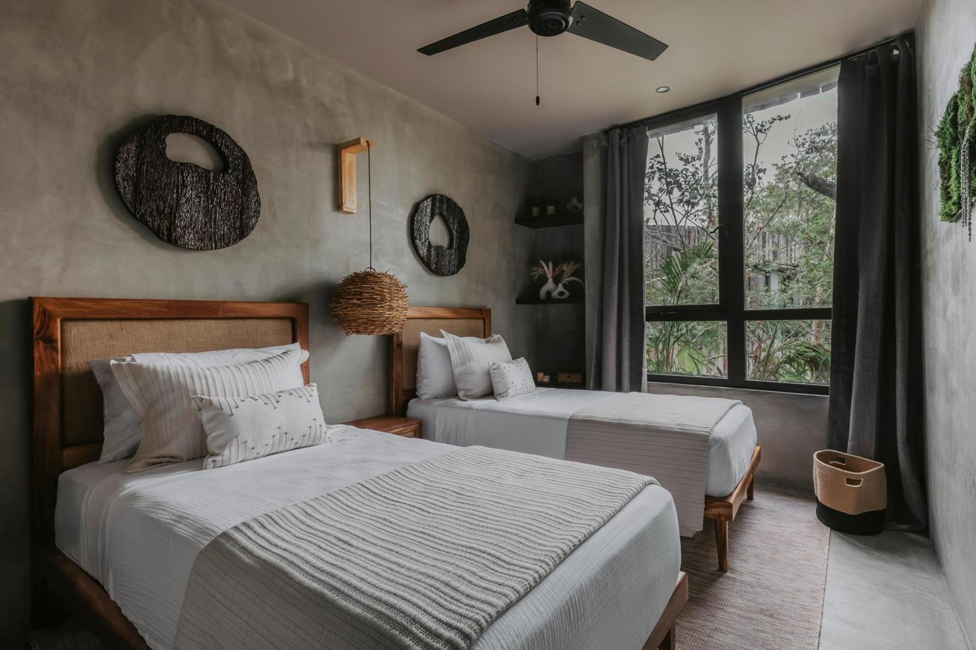 Media Luna Boho Chic E11 Pvt Pool Concierge