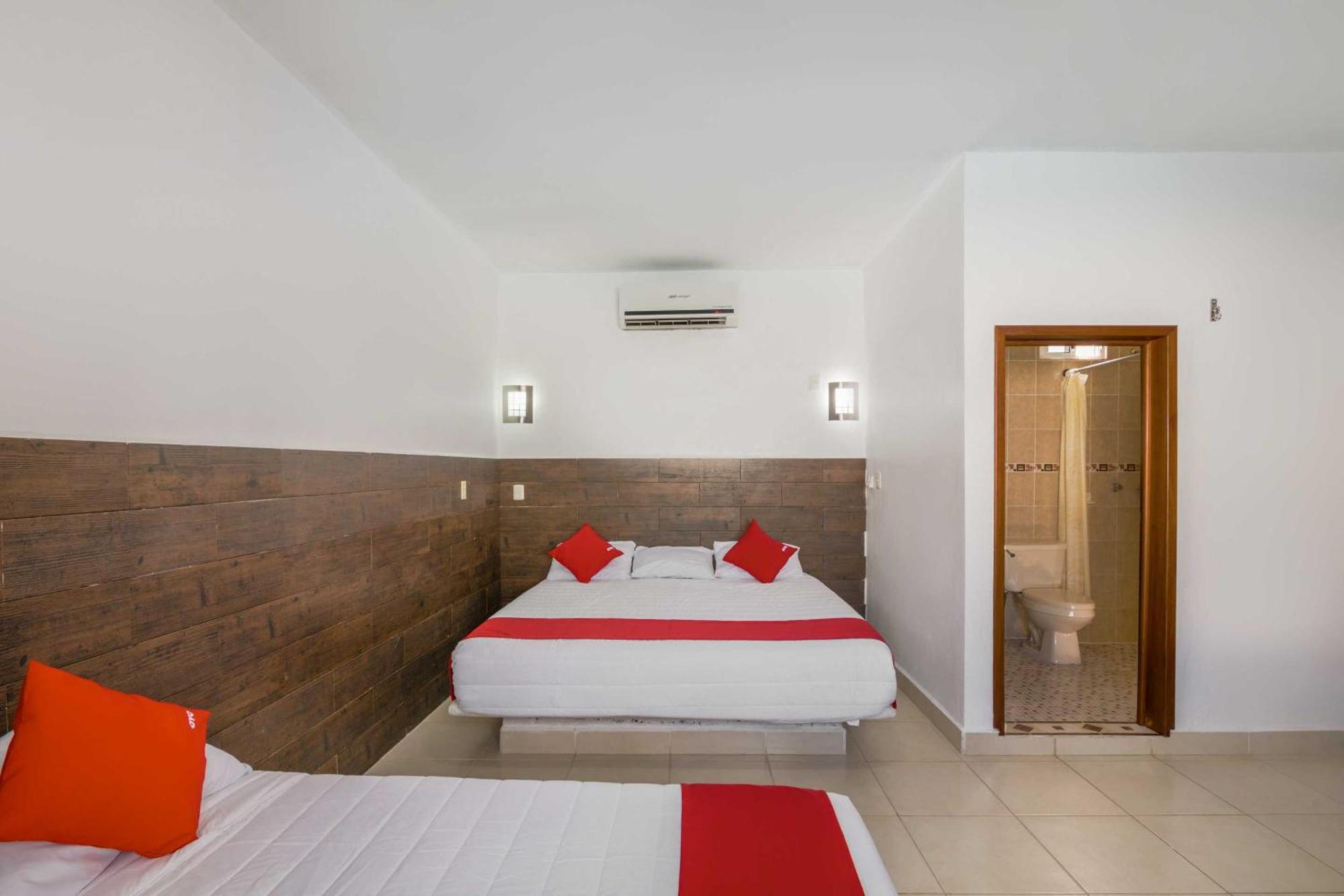 Hotel Oyo Palma Real 4*