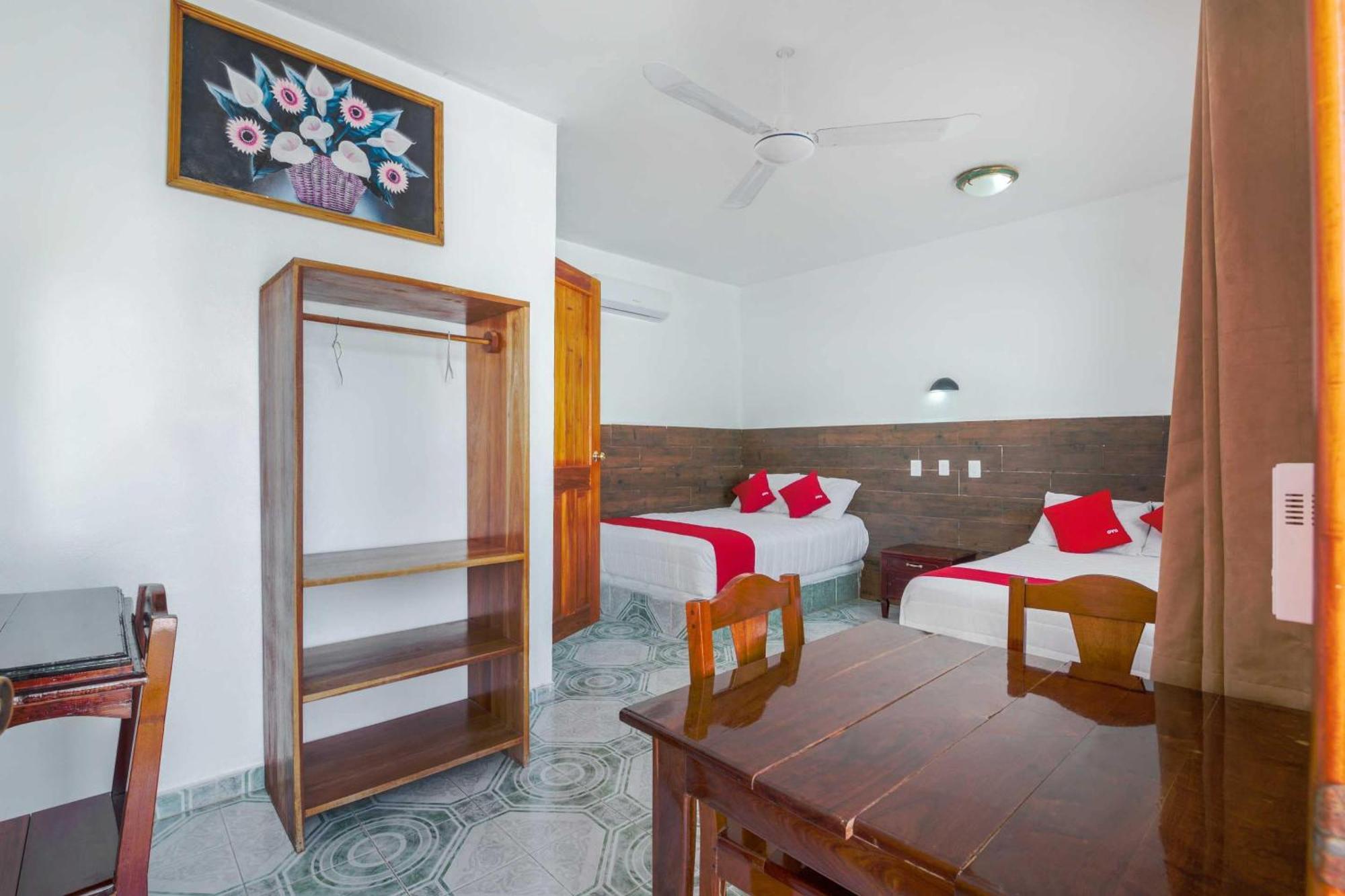 Hotel Oyo Palma Real