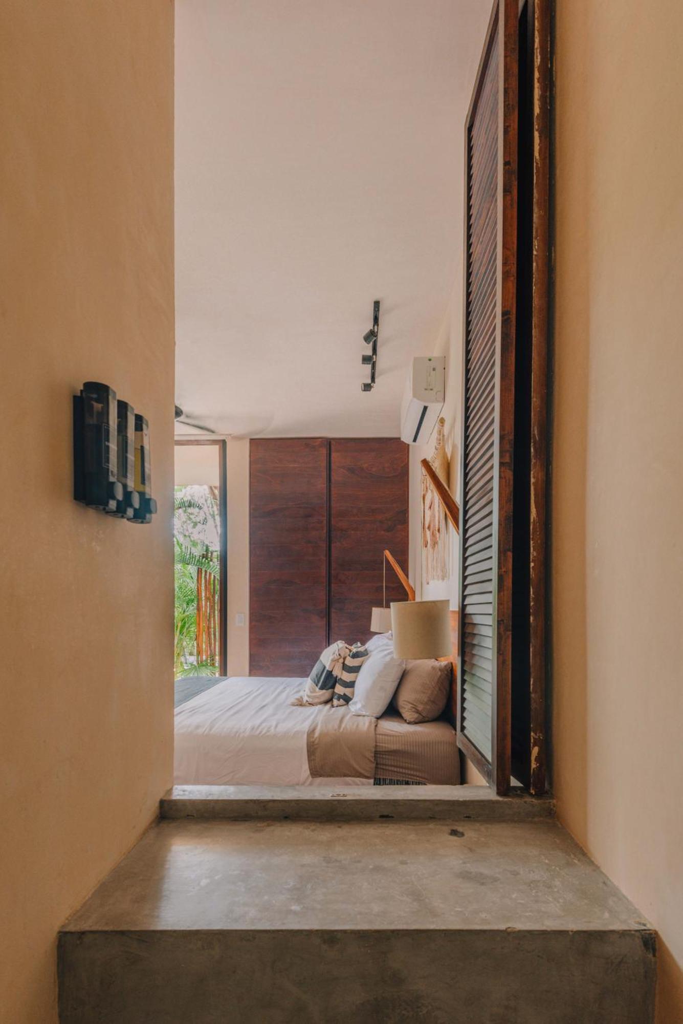 Spacious, Stylish, Comfortable, 2bd 2bth Condo,private Pool 24hr Concierge Aparthotel *