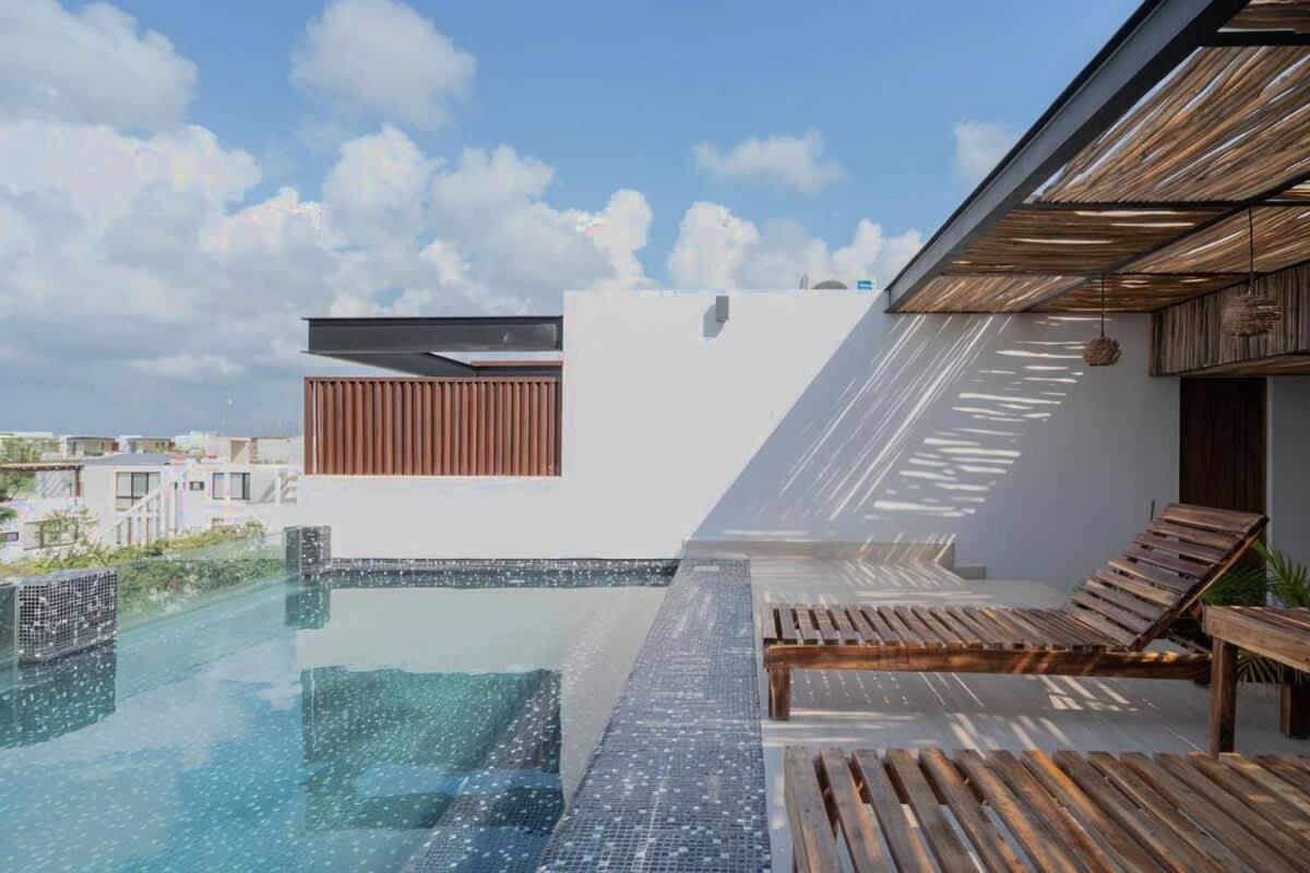 Hyde Office Master King With Common Rooftop Pool Gym Wfi Apartment
