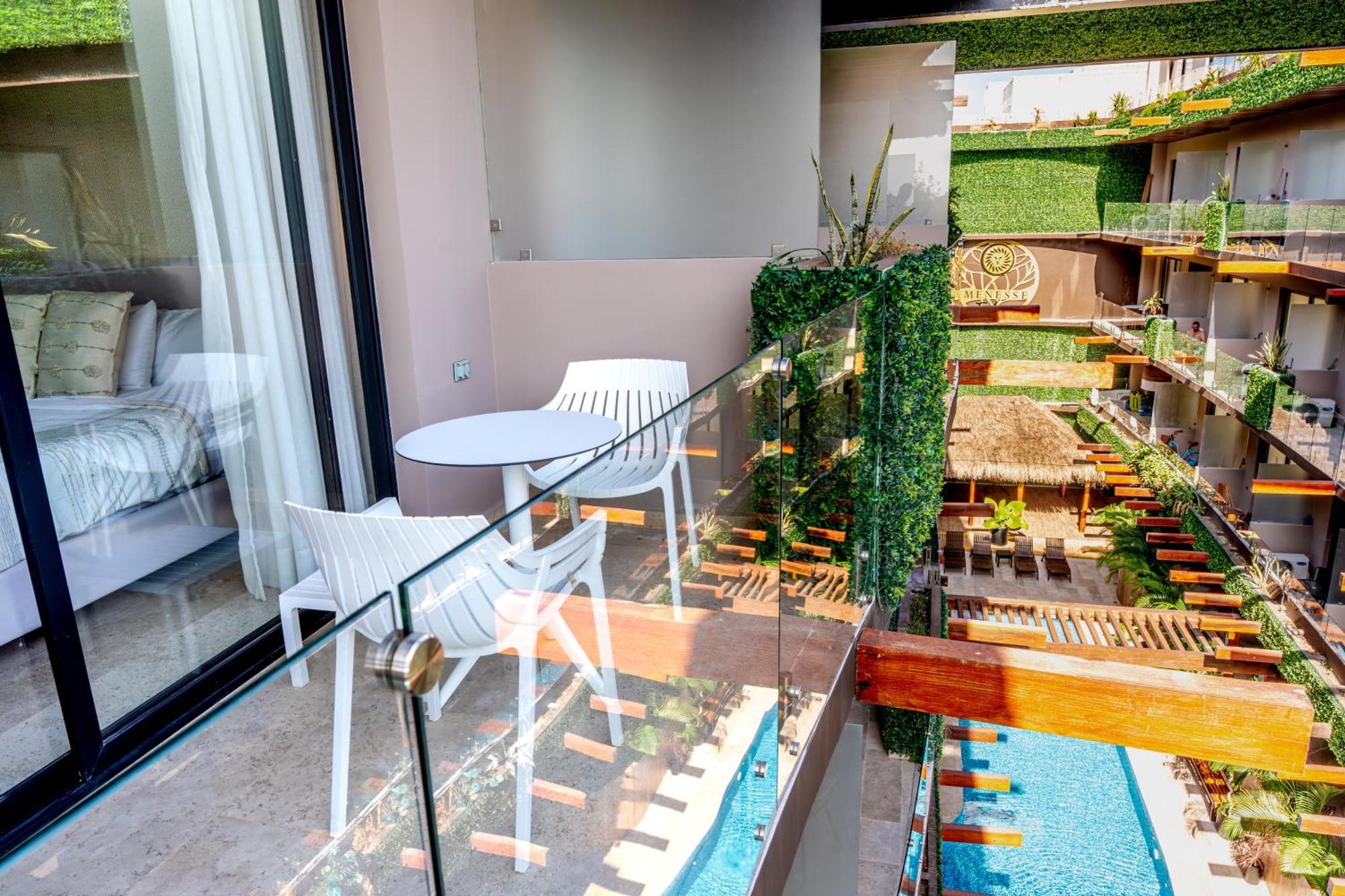 Bed & Breakfast Menesse *
