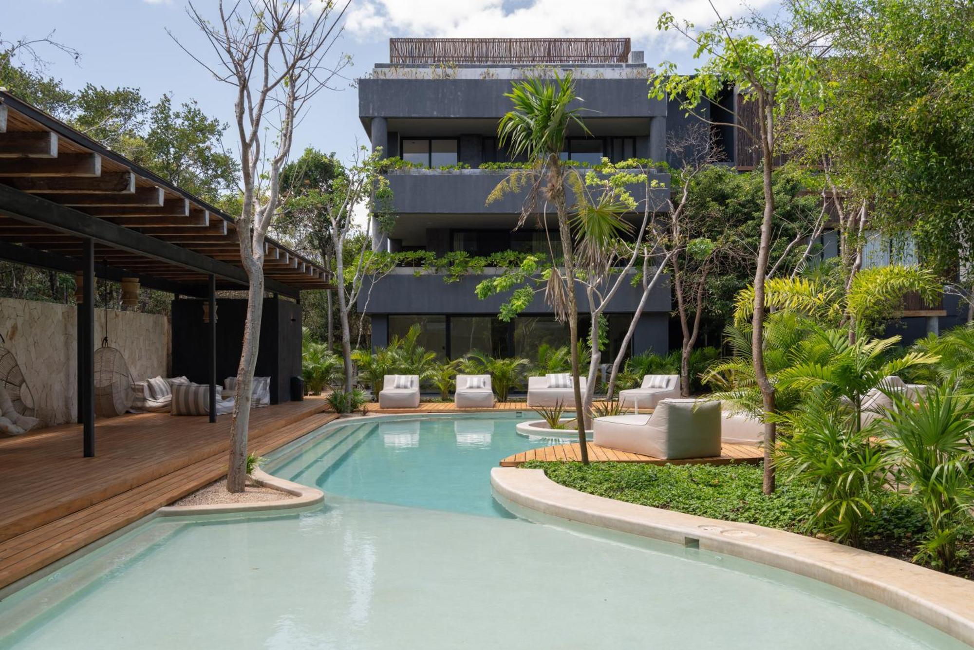 Luxury Oversized Terrace And Private Pool Apartment