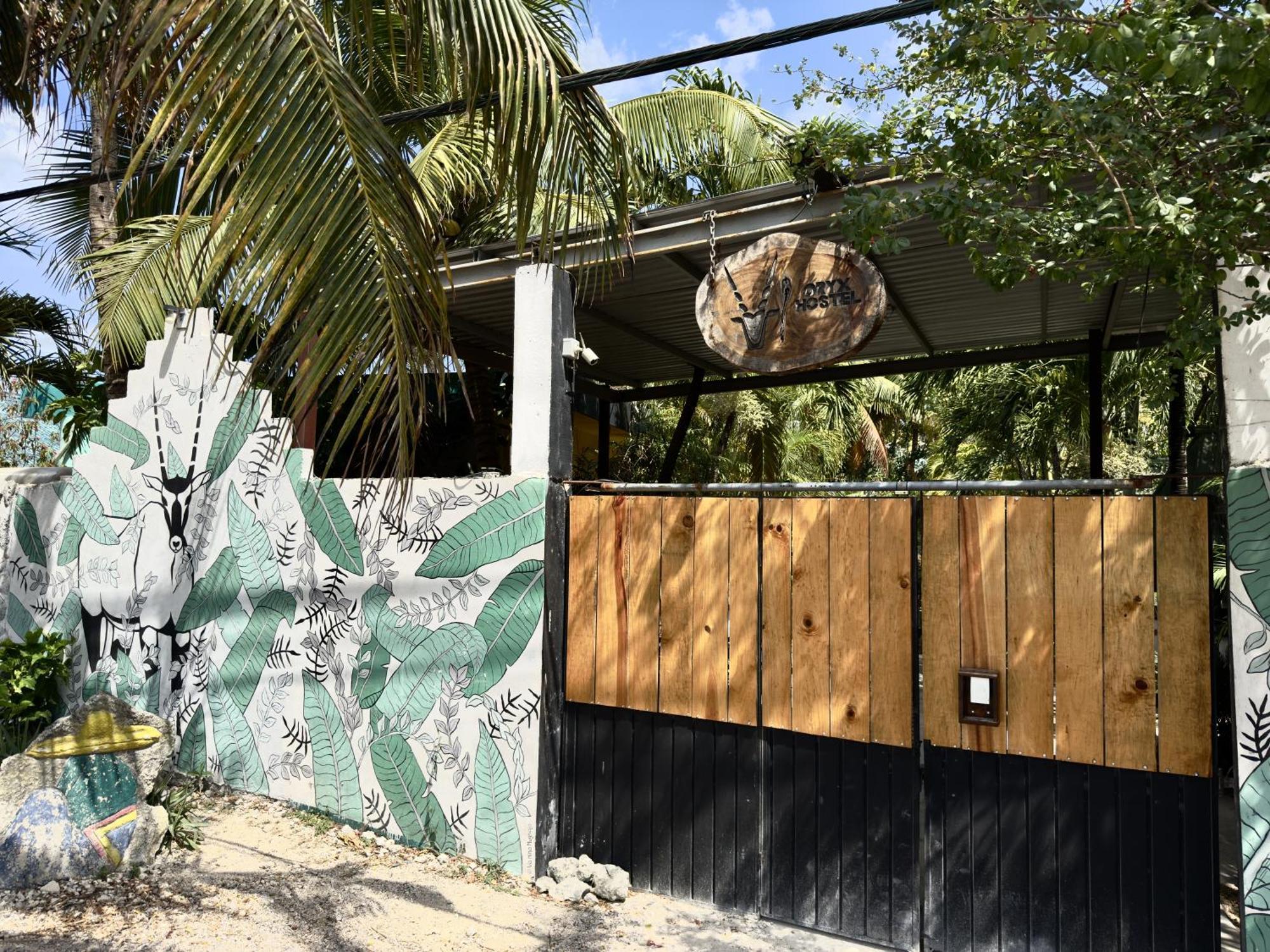Hostel Oryx Tulum