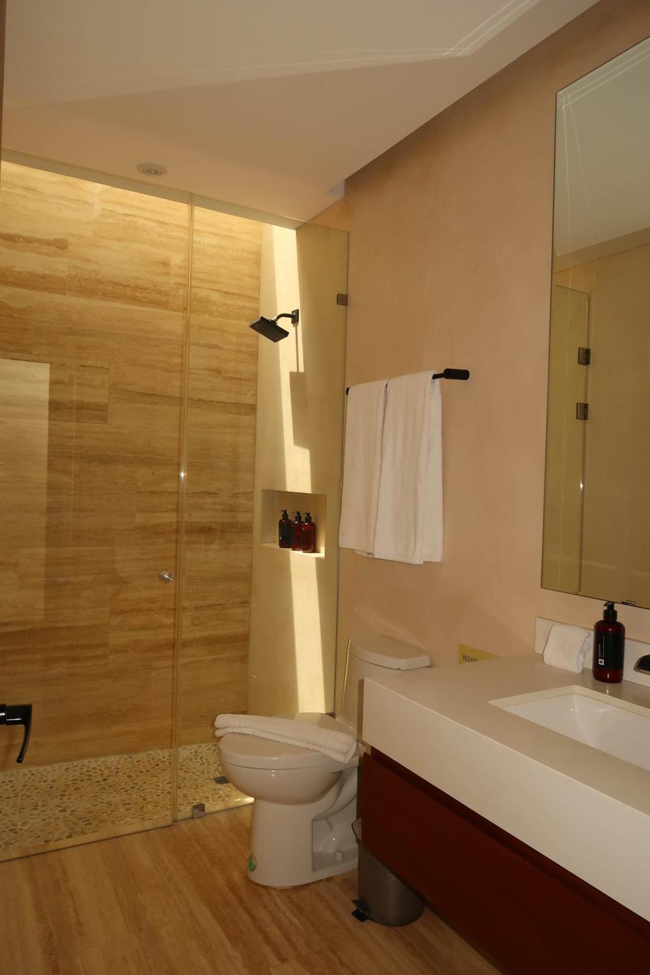Exclusive 4br In Karanda With Pools And Paddle Villa Tulum