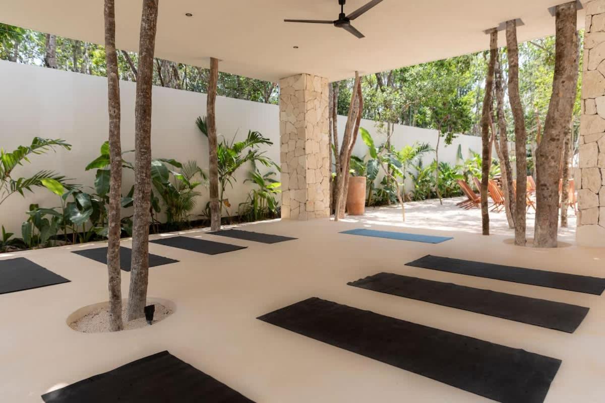 Hacienda Babylon - 9 10 Pools Gym & Sauna Holiday home *