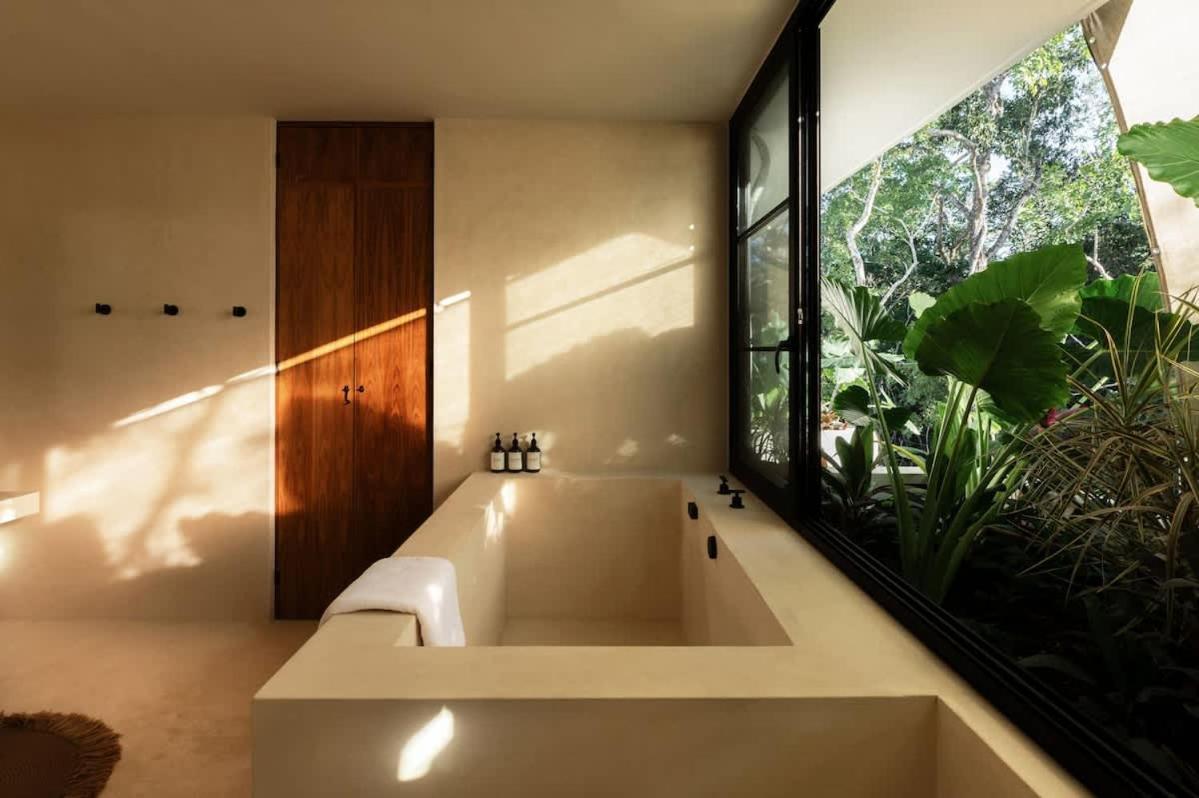 Hacienda Babylon - 9 10 Pools Gym & Sauna Holiday home