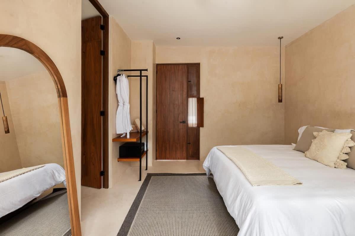 Hacienda Babylon - 9 10 Pools Gym & Sauna Tulum