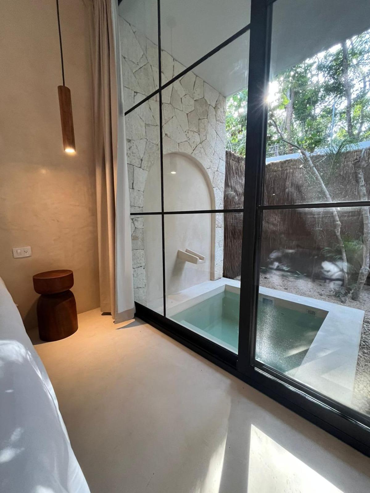 Hacienda Babylon - 9 10 Pools Gym & Sauna Holiday home *