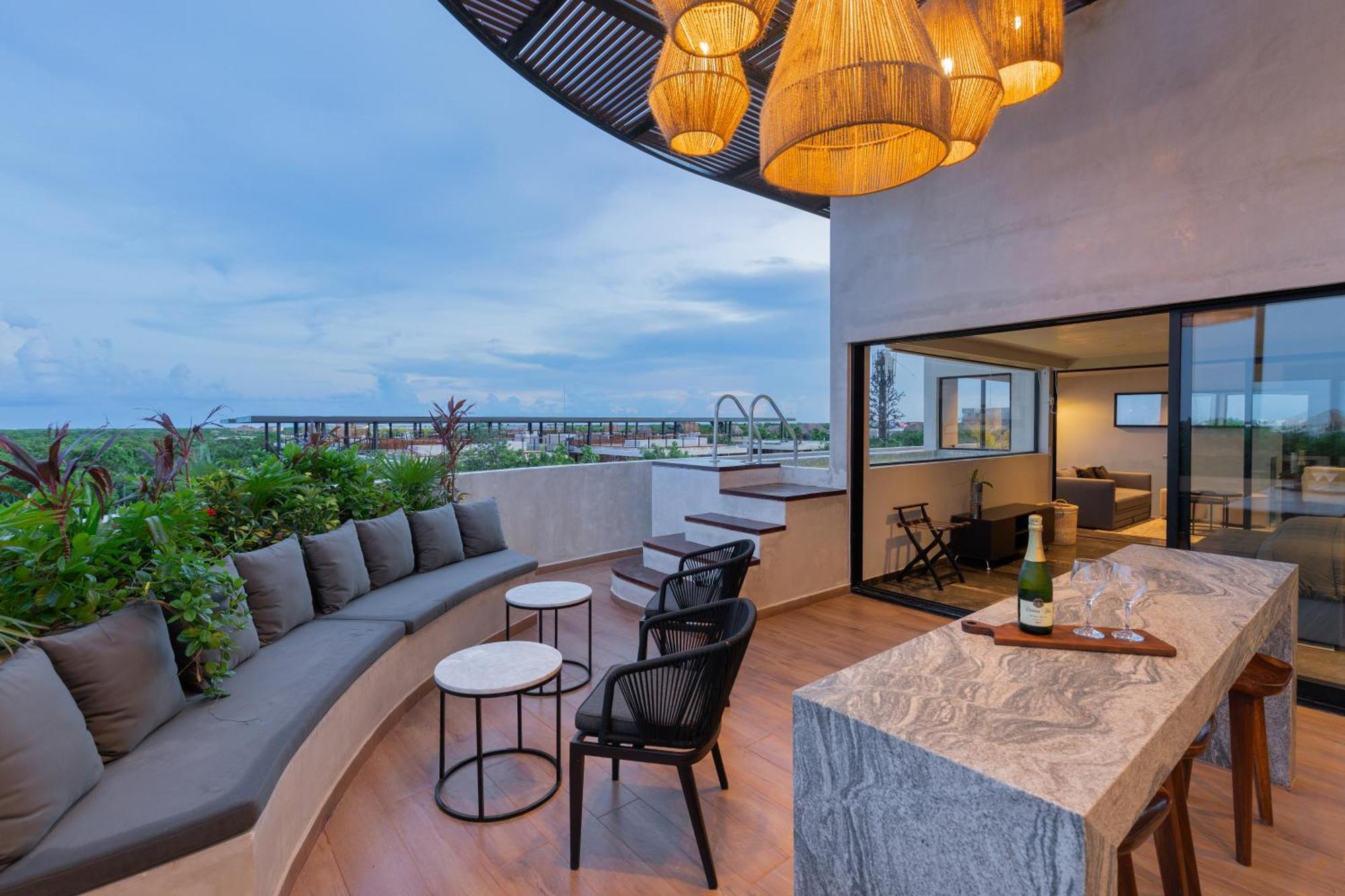 Amazing Penthouse W Private Pool Aldea Zama Apartment