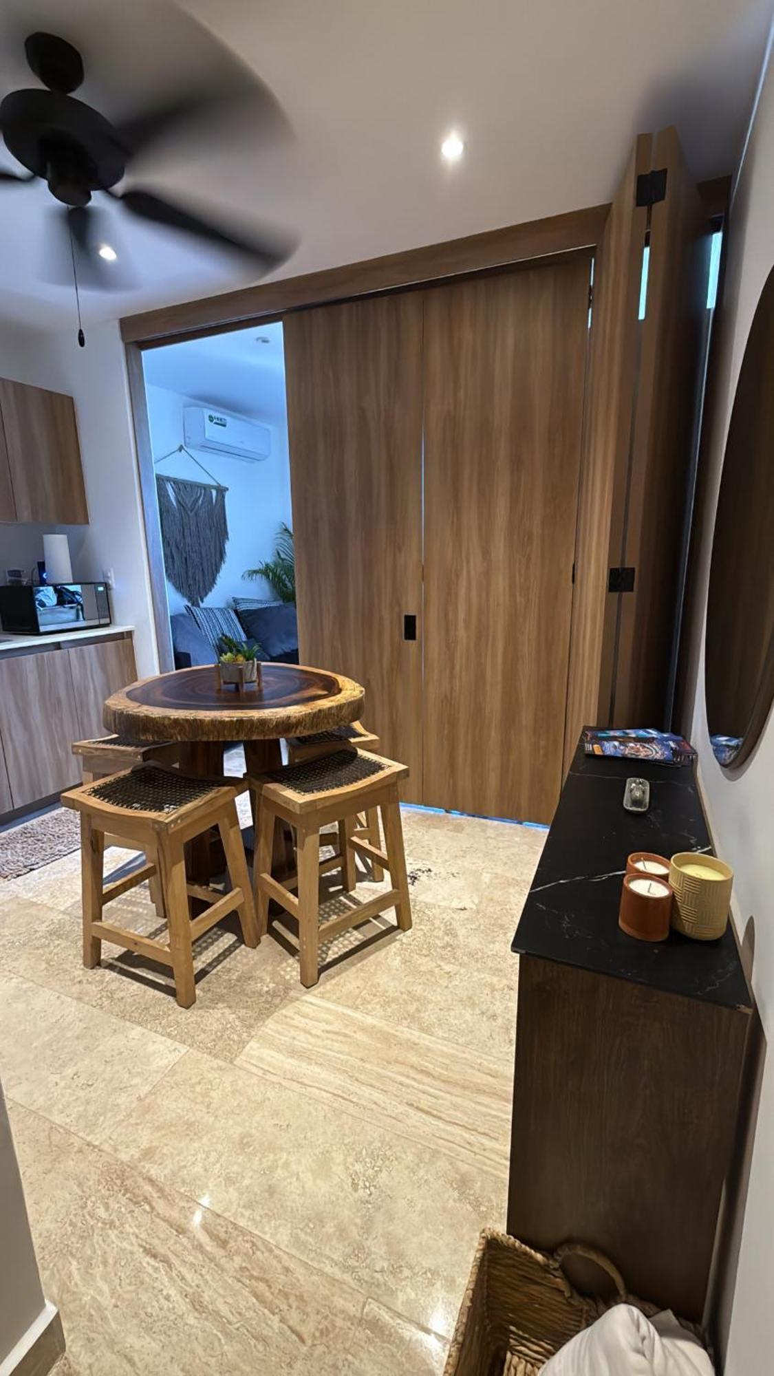 Penthouse Cerca De La Playa Apartment