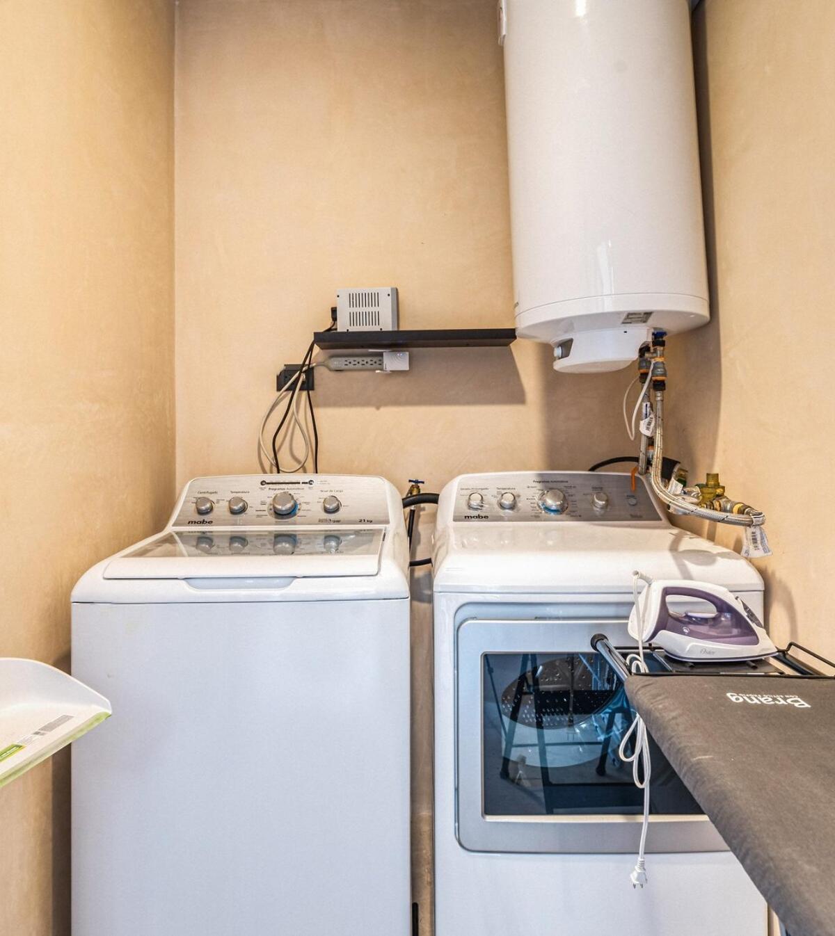 3 Bedroom Penthouse With Private Pool & Sunset Terrace Apartment *