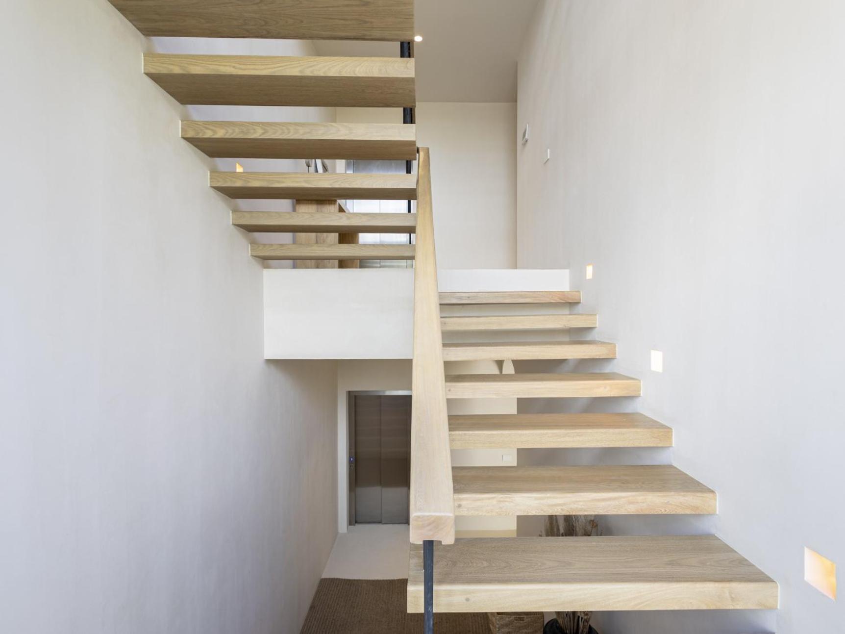 Aflora - Managed By Elite Alliance Hotel *