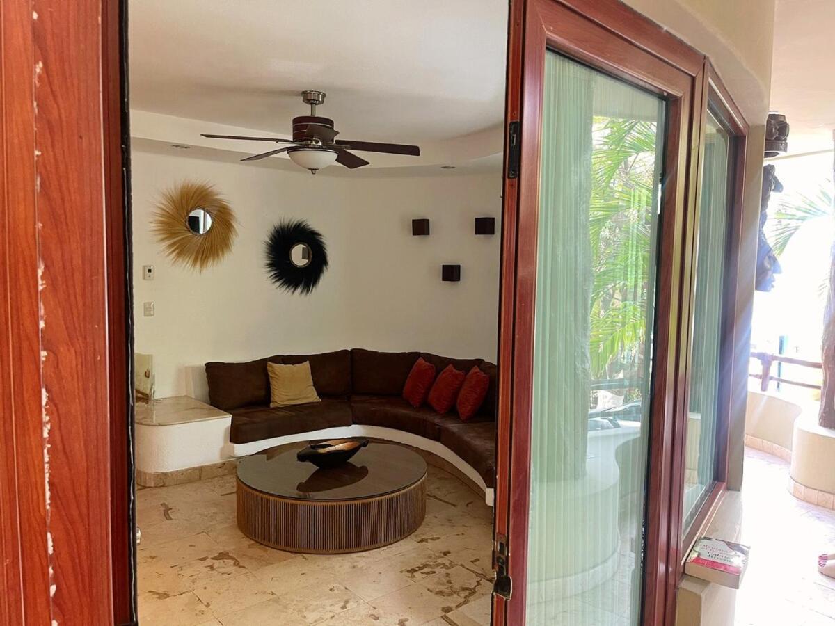 2br Kobah 1 Block To & 5th Pool Gym Apartment