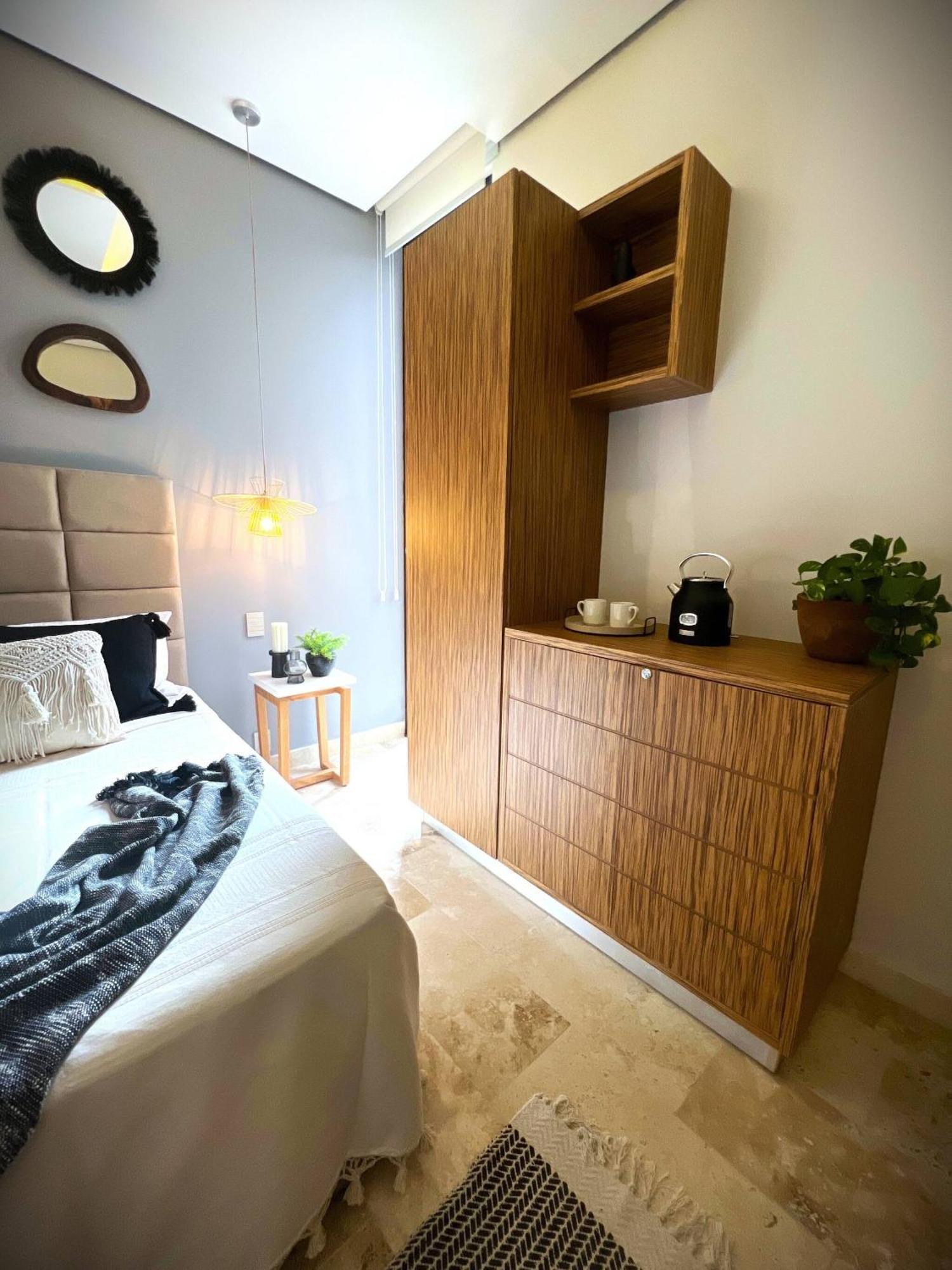 Maison Pierre Leroy - Private Pool High Speed Wifi Apartment