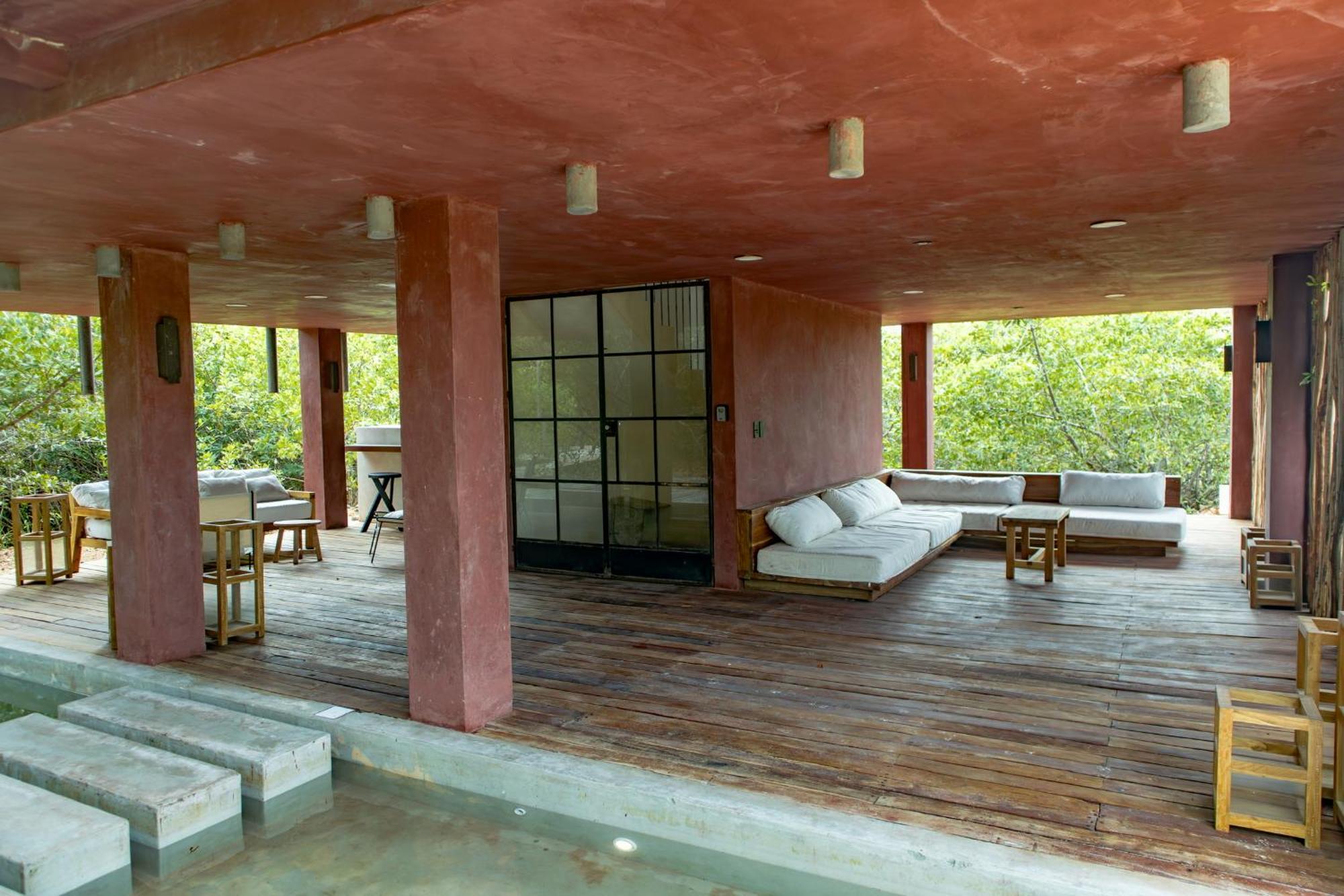 Hotel Caiman Habitat 5*