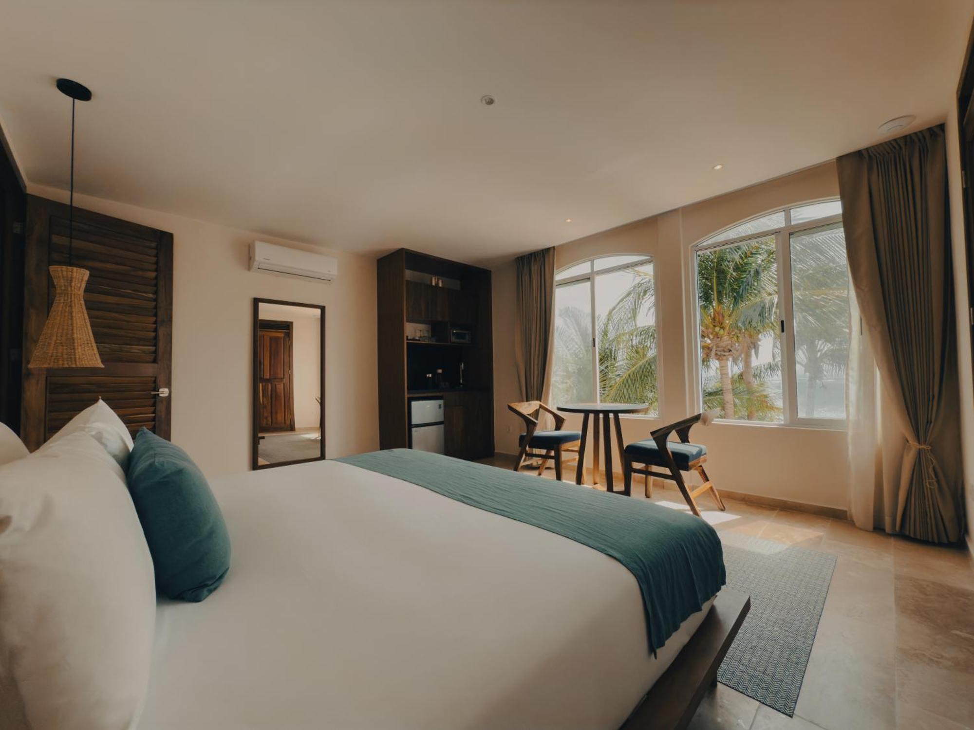 Casa Altamar Hotel