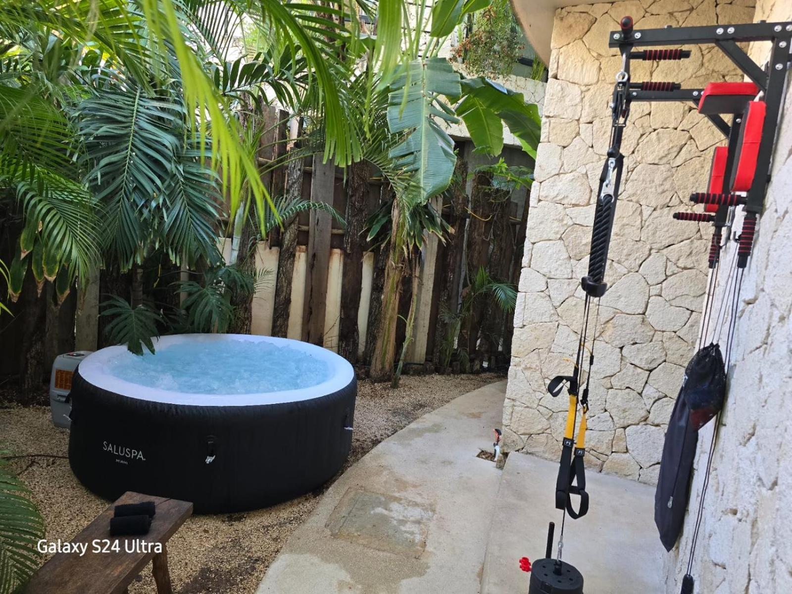 Jungle Rooftop -priv Pool-bathtub-jacuzzi 2a Villa Tulum