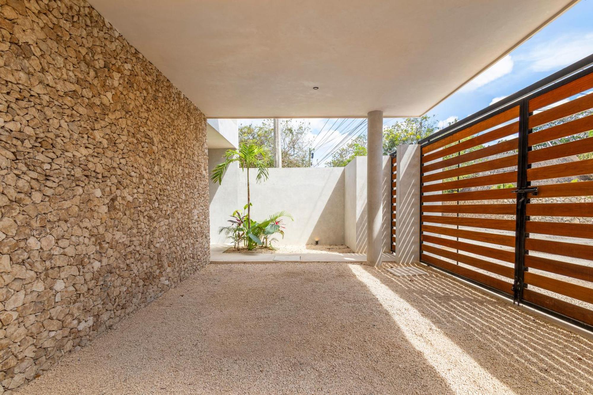 Modern And Luxury With 2 Private Pools In Villa Tulum