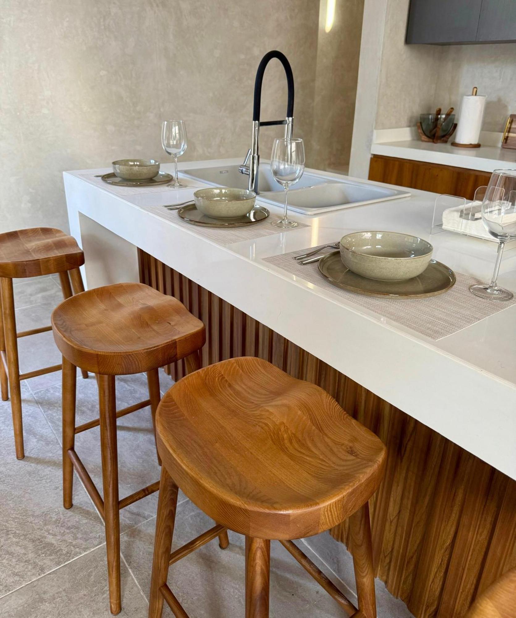 Modern And Luxury With 2 Private Pools In