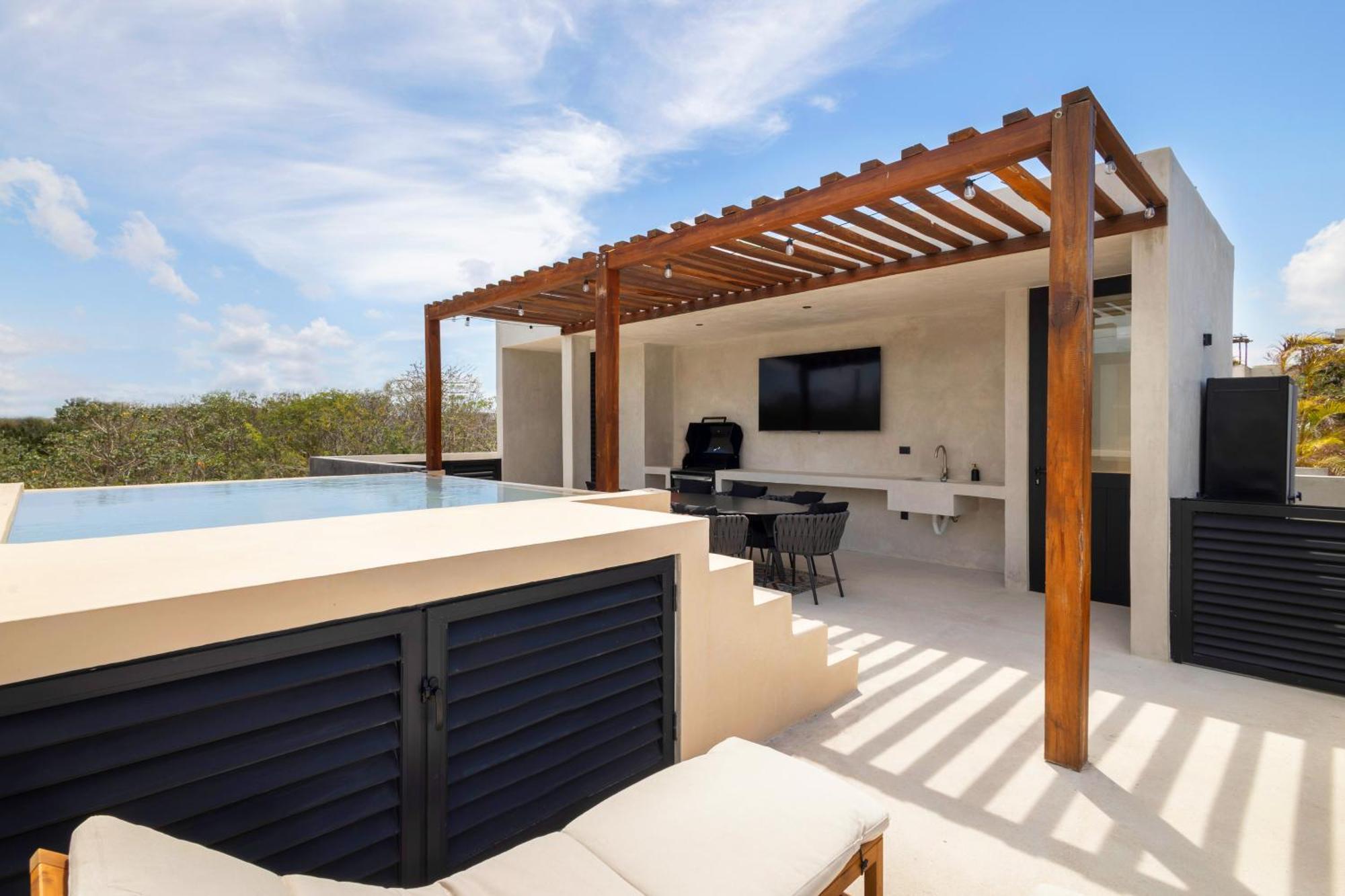 Villa Modern And Luxury With 2 Private Pools In Tulum