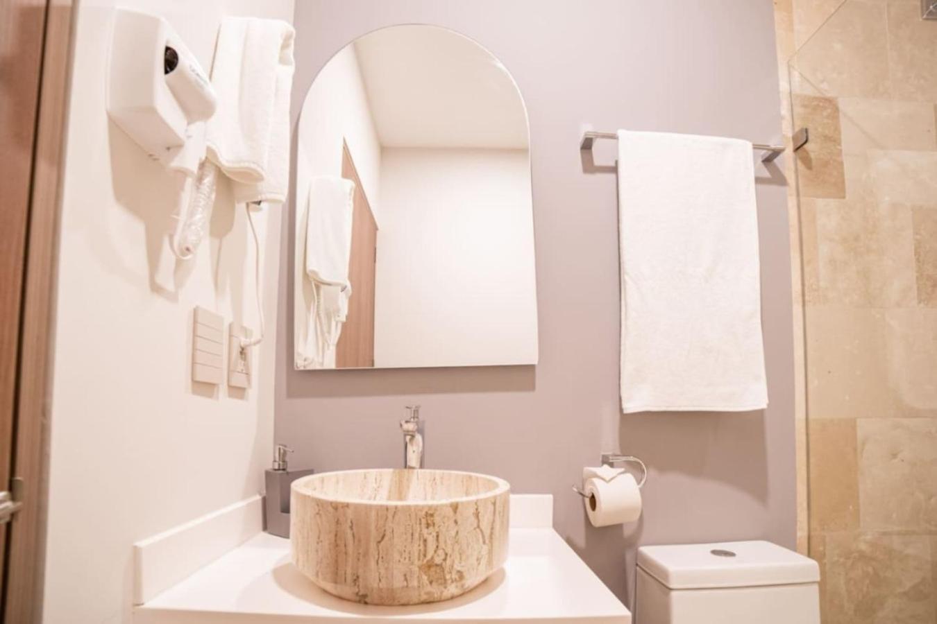 Apartment Amira Walking To The Tati