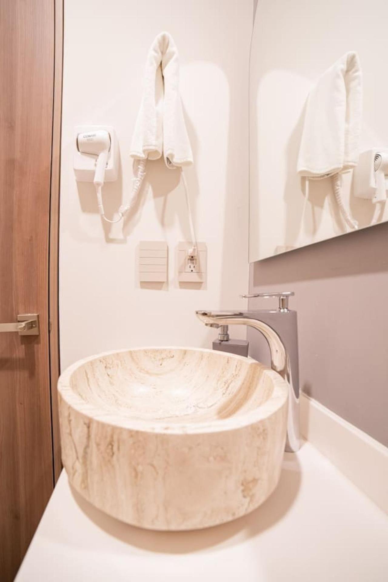 Amira Walking To The Tati Apartment *