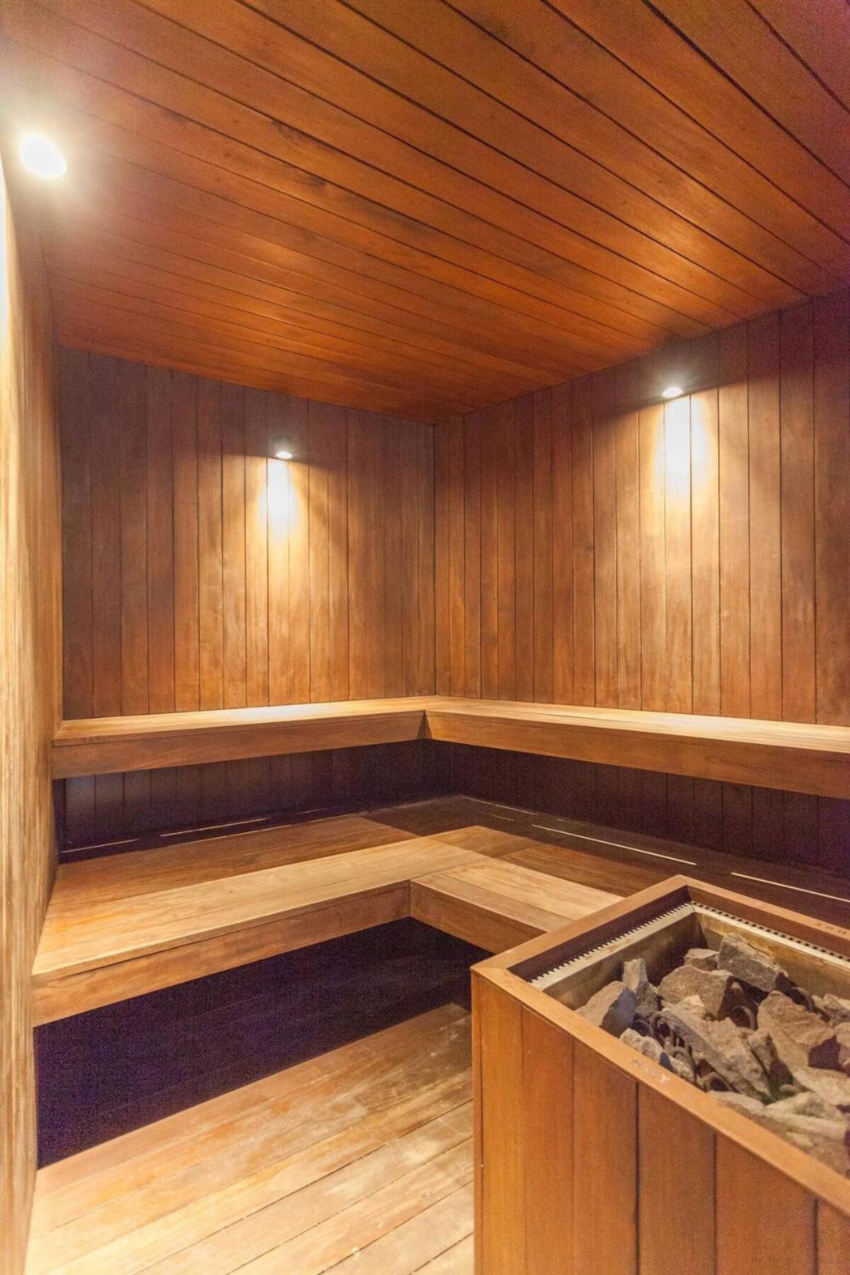 Nature Retreat With Tub And Terrace