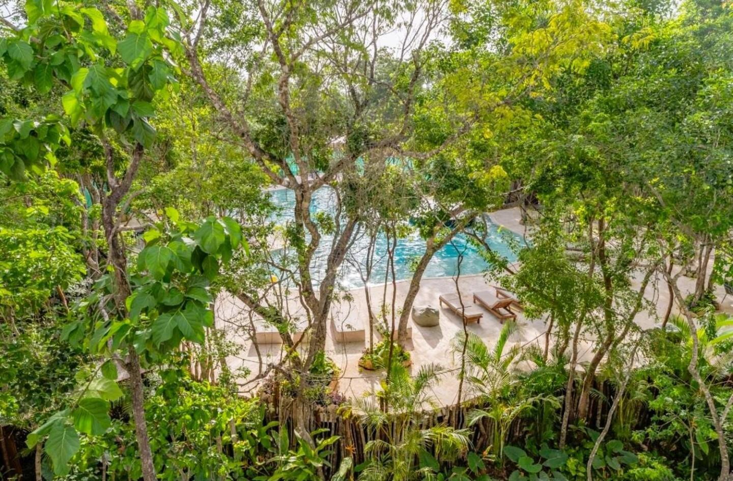 Anana Yaaxlum 105 S Apartment *