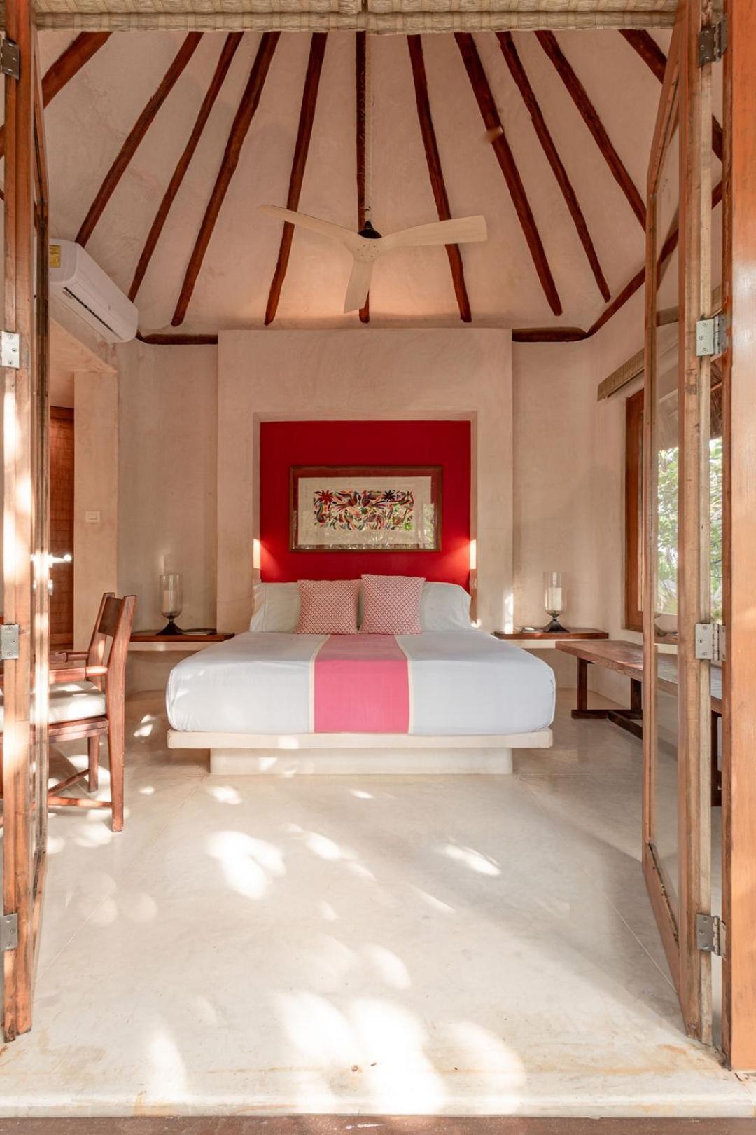 Villa Anana Casa Cantarena Beachfront Meals Included *