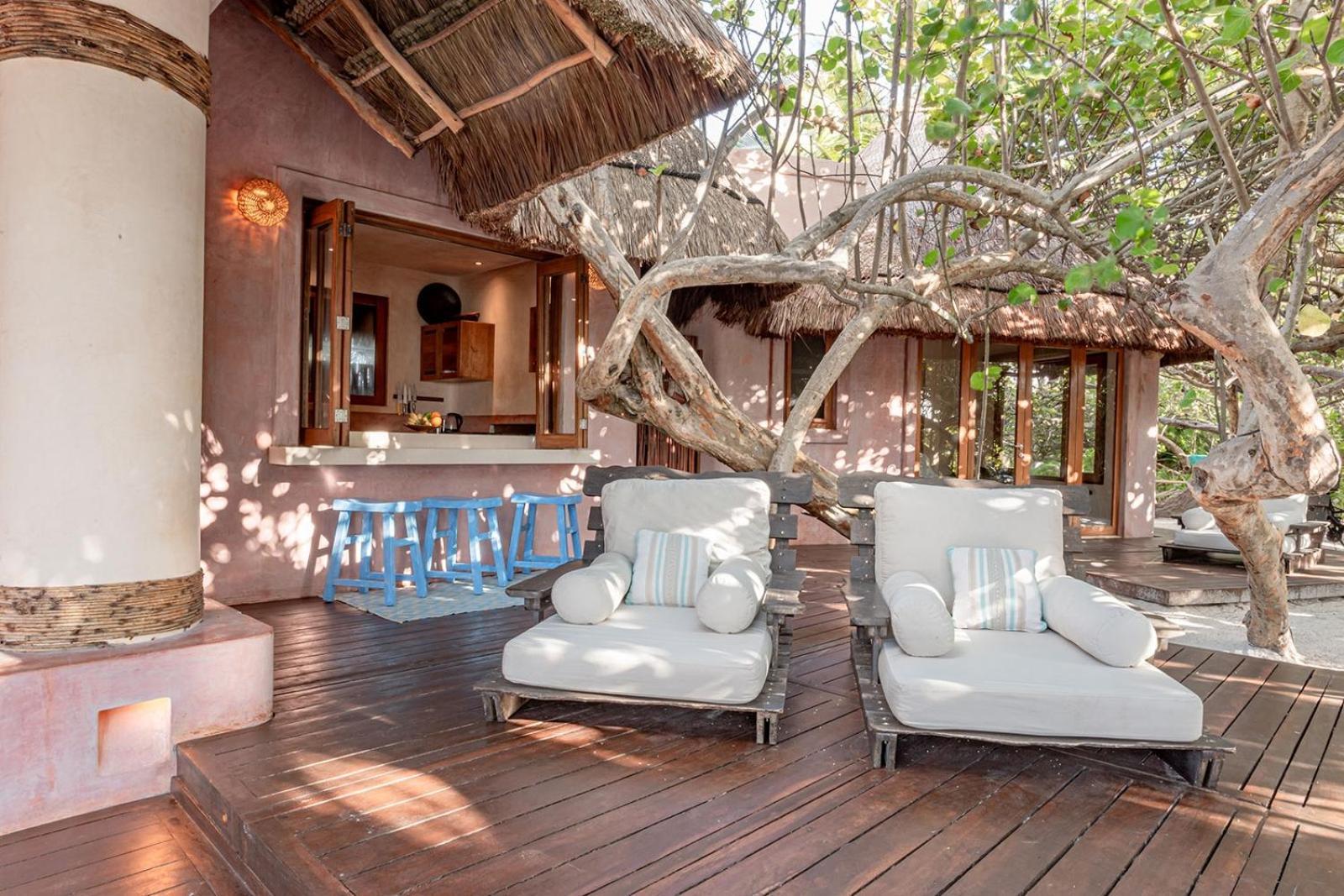 Villa Anana Casa Cantarena Beachfront Meals Included *