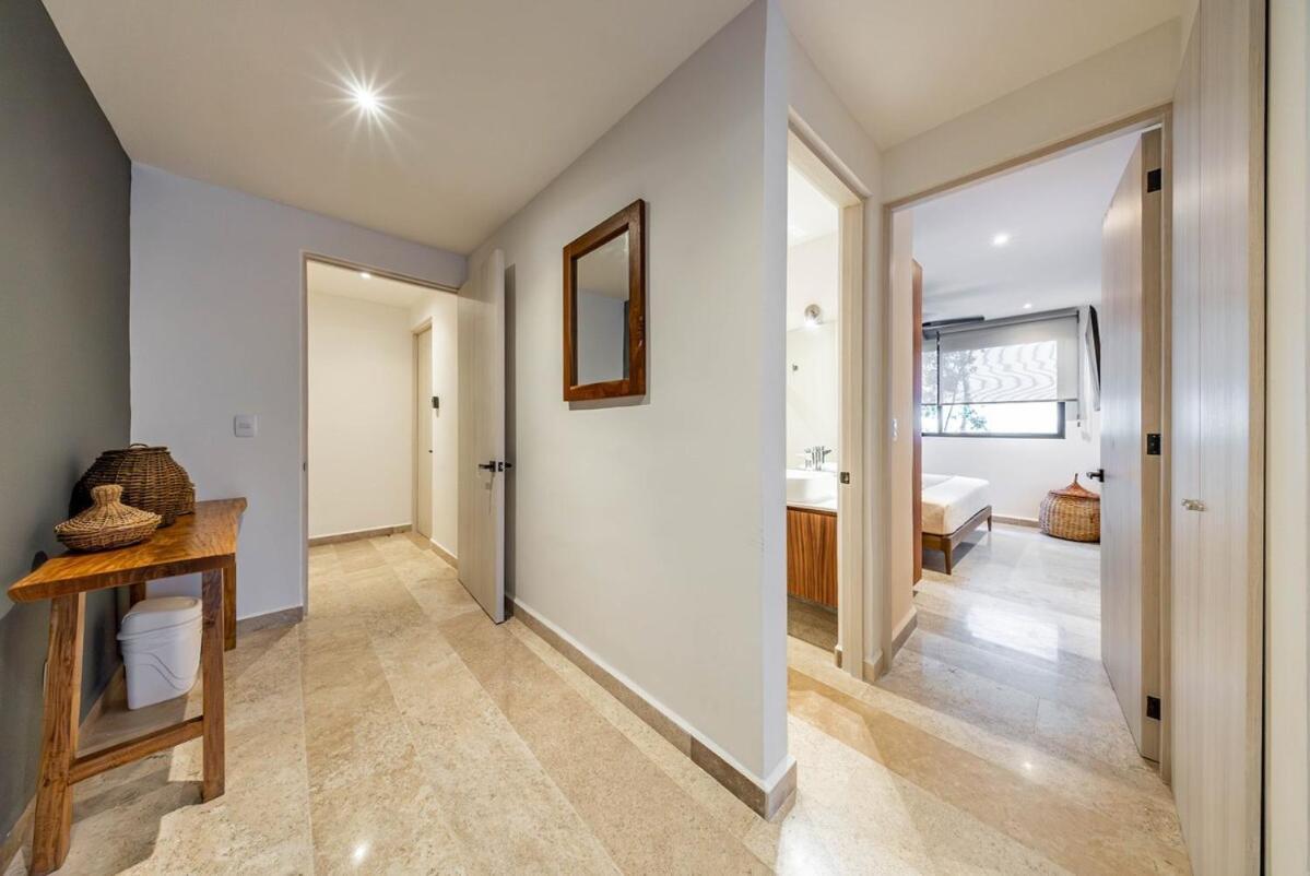 Luxury Private Pool And Movie Theater Retreat