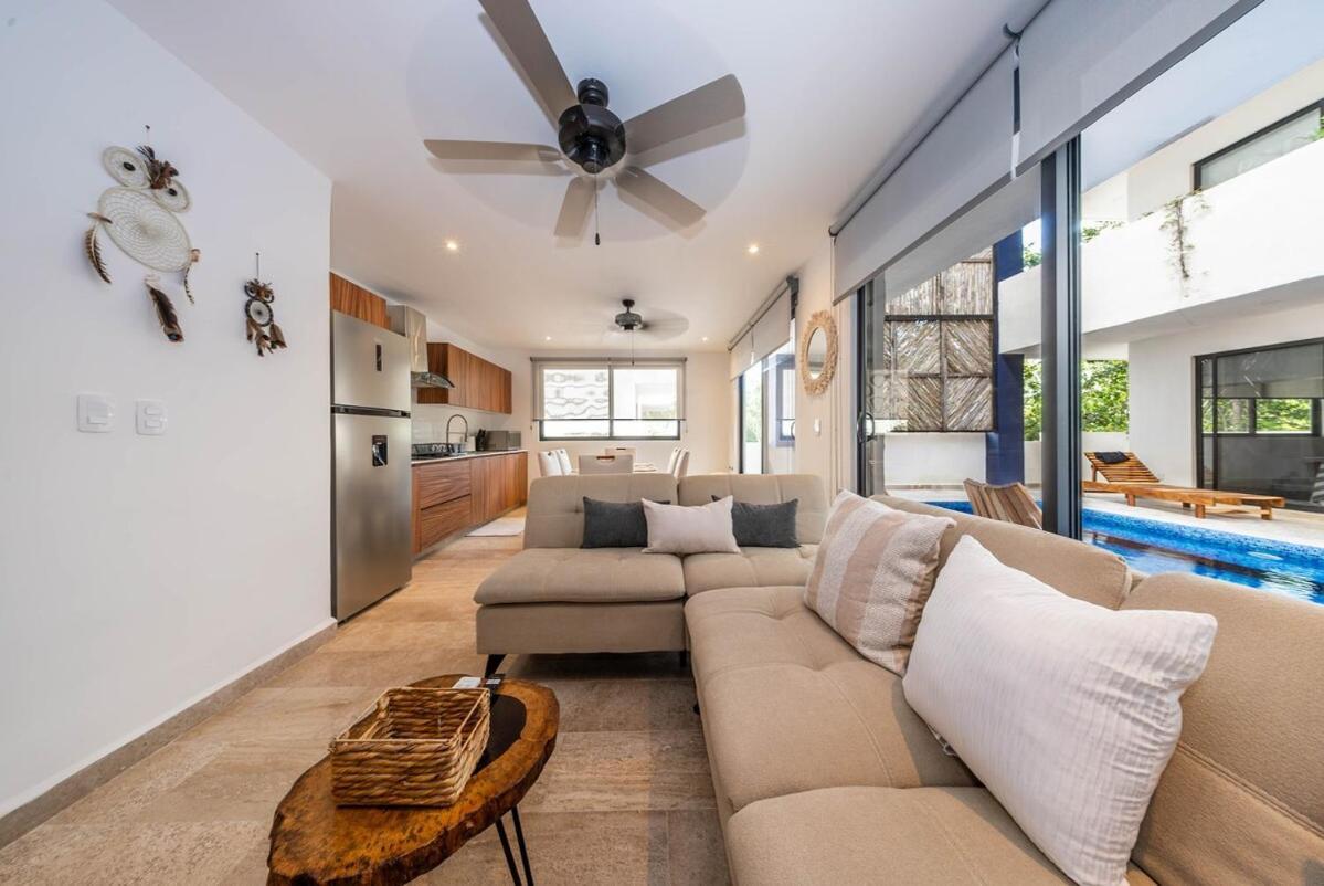 Apartment Luxury Private Pool And Movie Theater Retreat