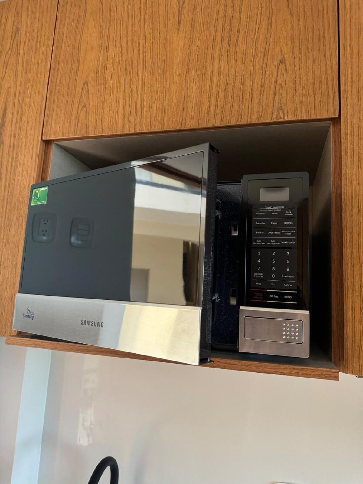 Luxurious Mistiq Gardensii Pool Beachclub * Tulum