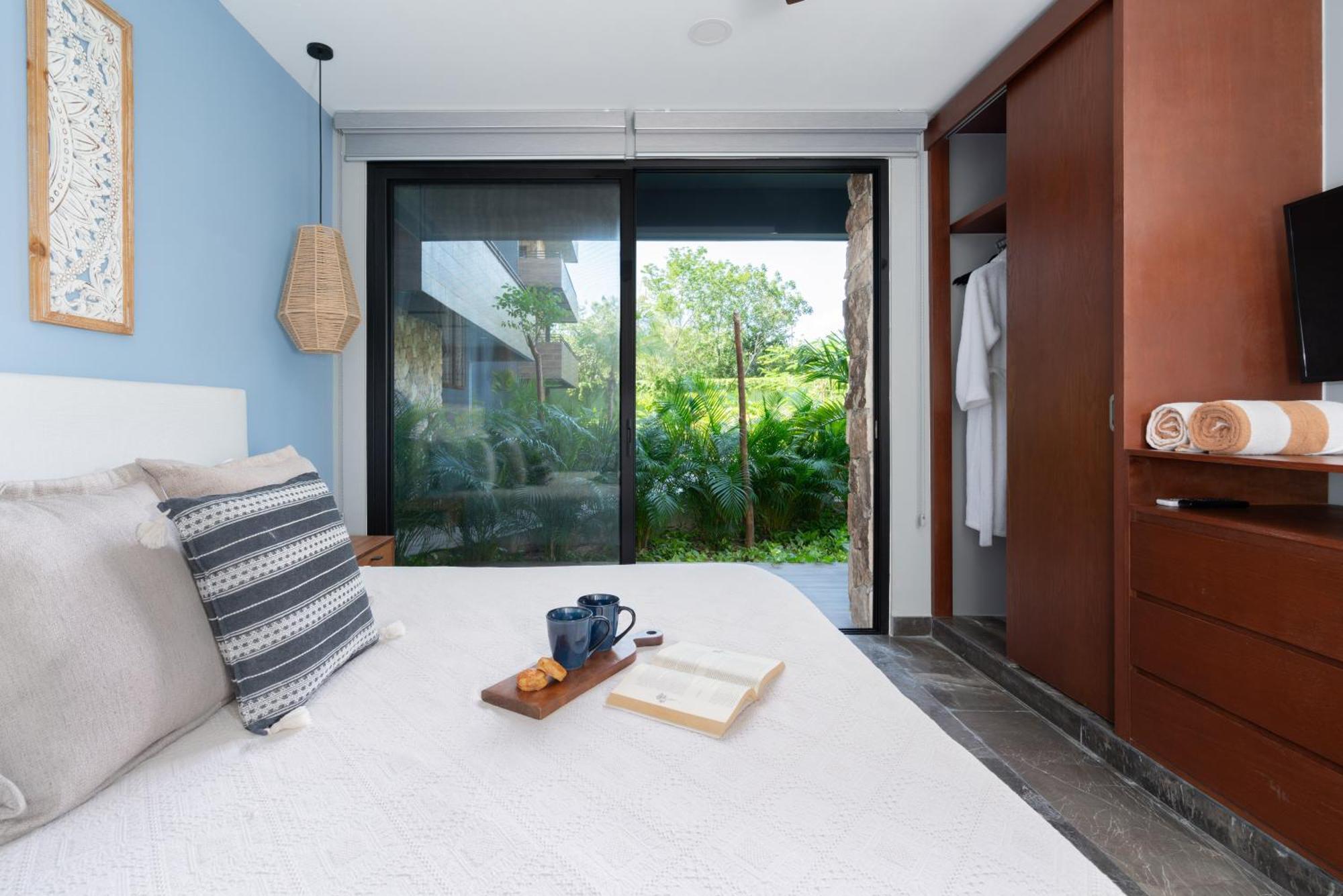 Paramar Black Apartment Tulum